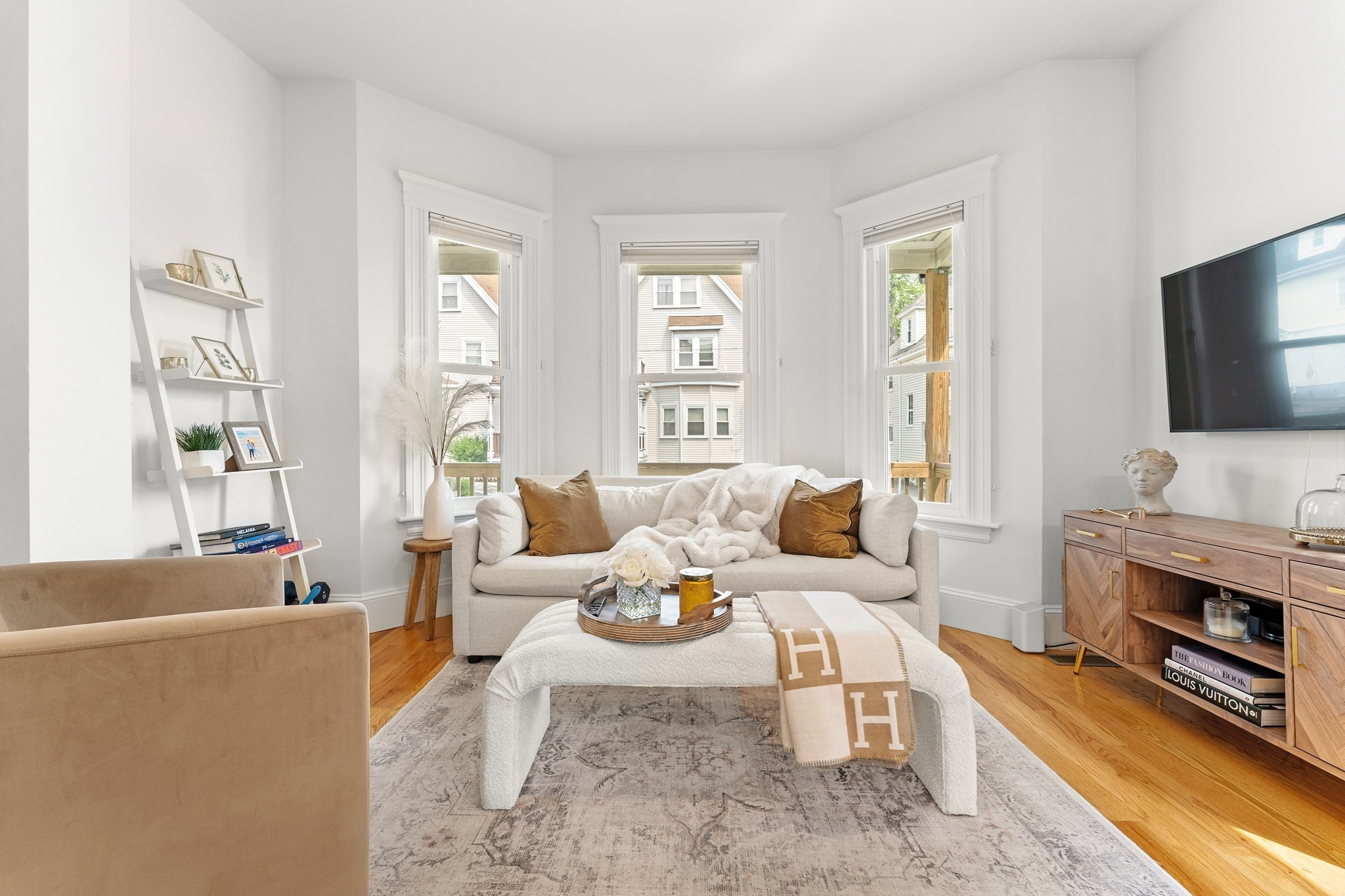 54 Bloomfield St Unit 1, Dorchester, Boston, MA 02124