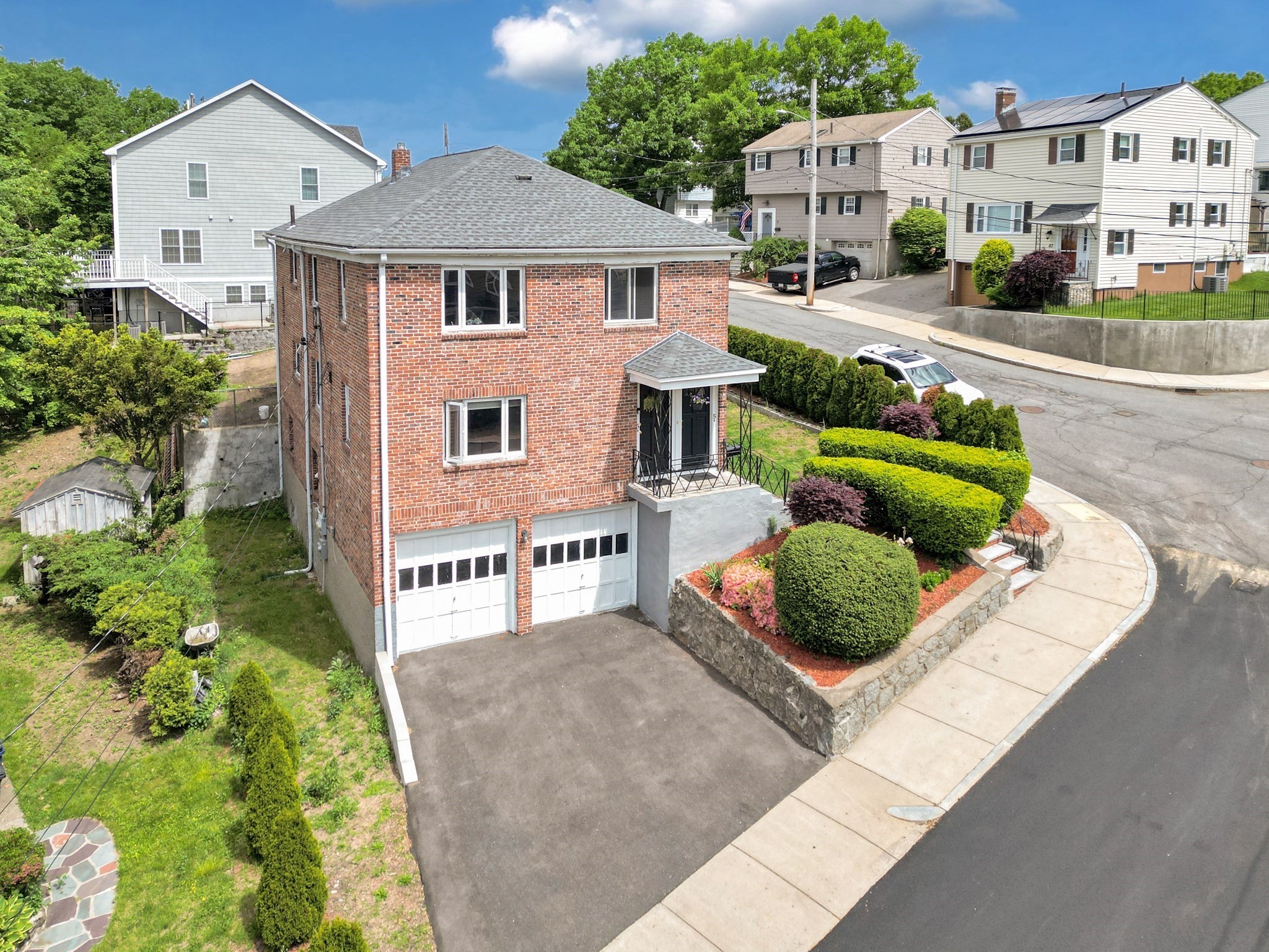 5 Spinney St,  Unit  2 Unit 2, West Roxbury, Boston, MA 02132