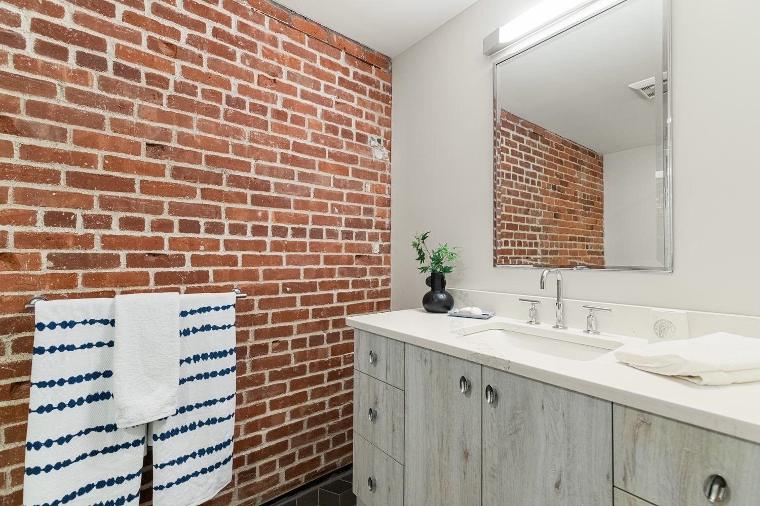 63 Melcher St. Unit 301, Seaport, Boston, MA 02210 - Image 15