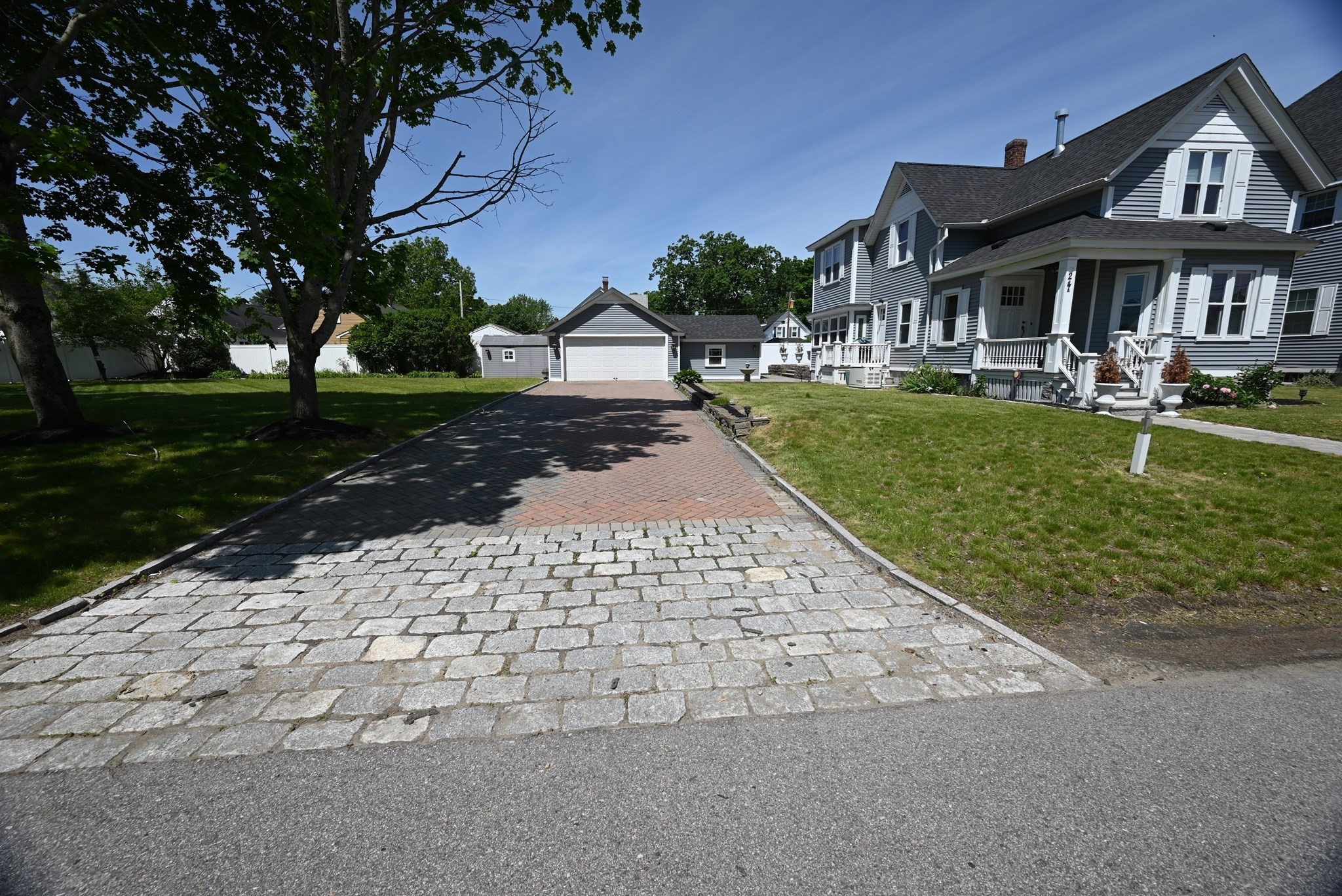 24 Brouilette St Unit 24, Chelmsford, MA 01863