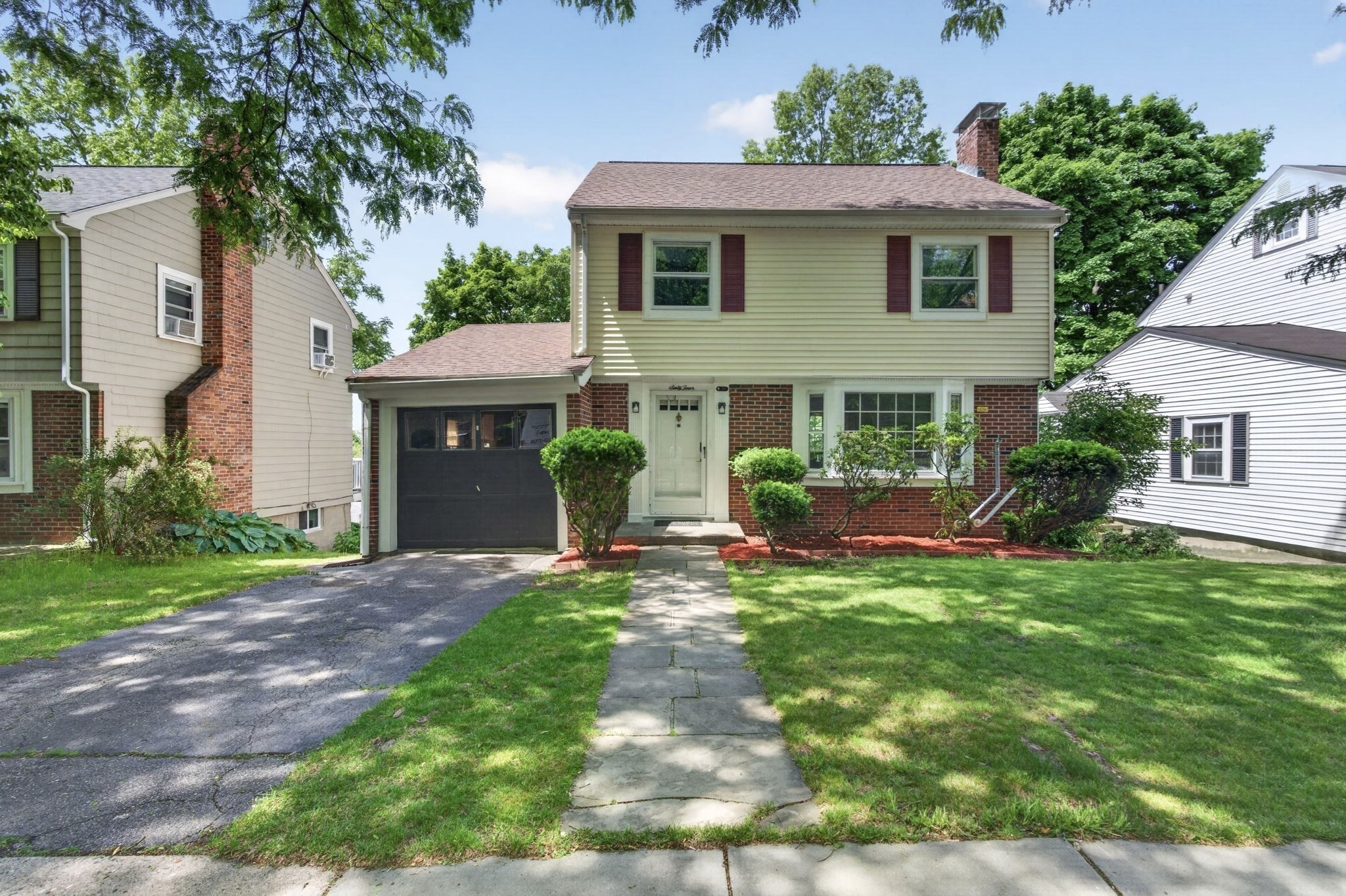 64 Redlands Rd, West Roxbury, Boston, MA 02132