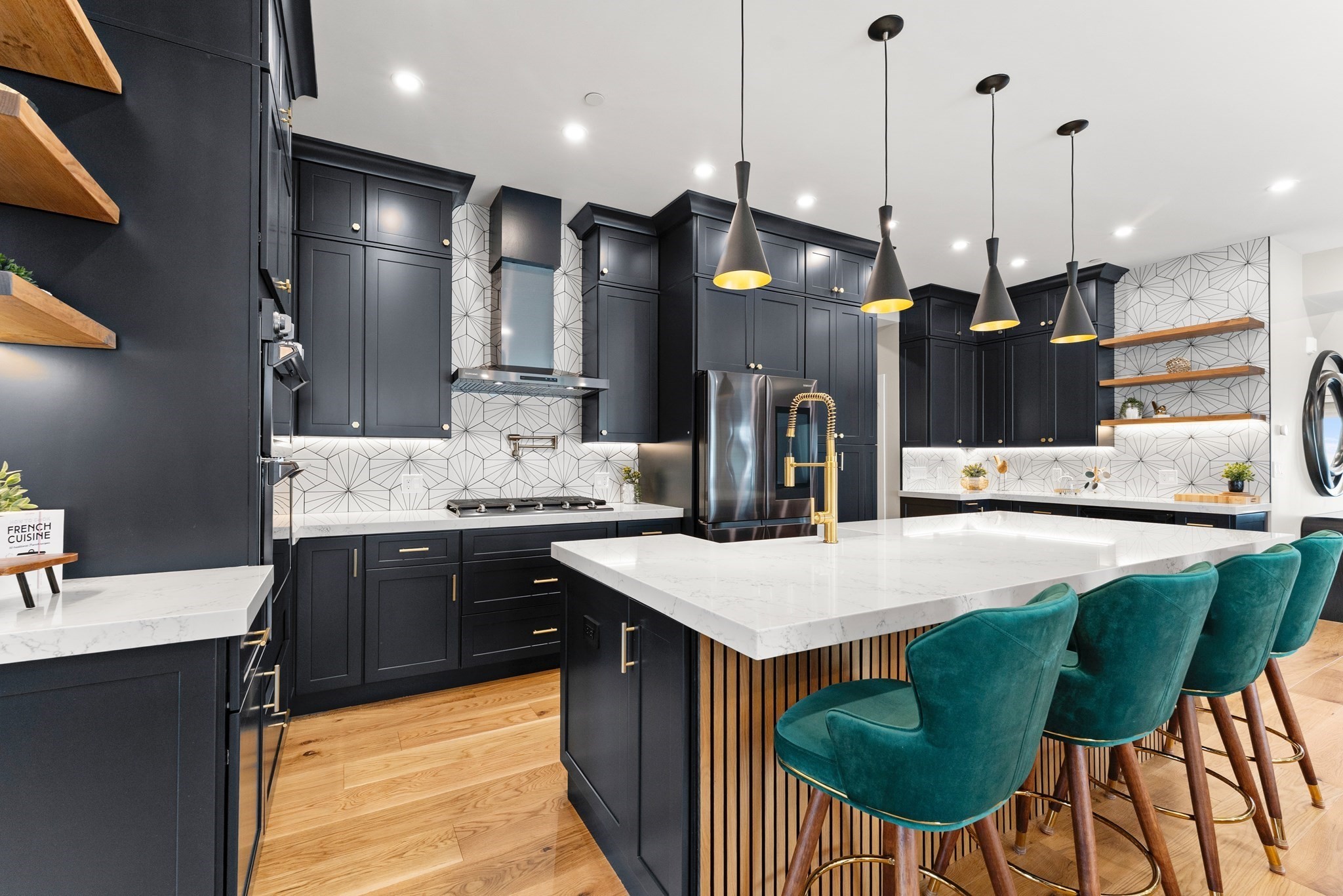 51 Crescent Ave Unit 204, Chelsea, MA 02150