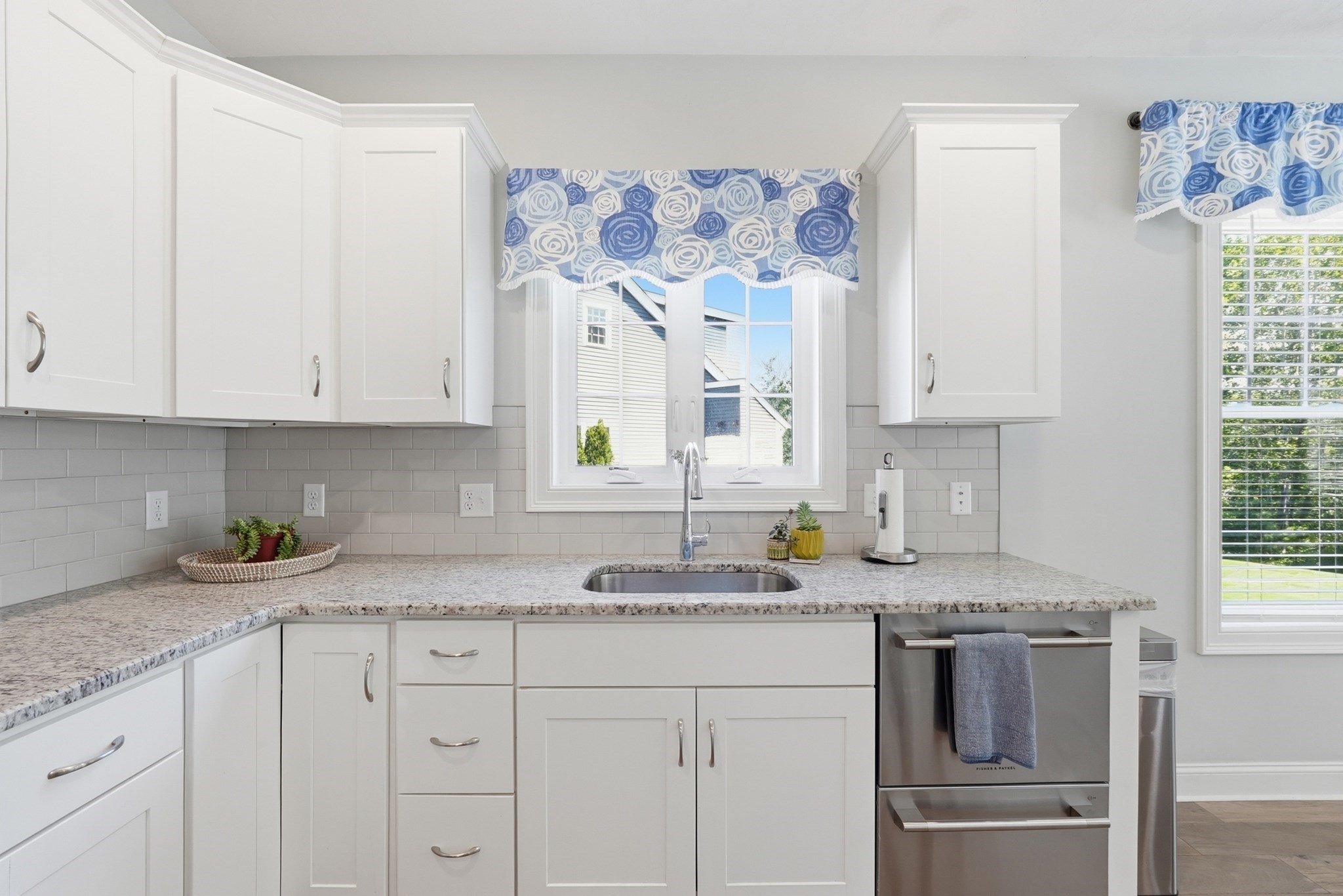 705 Southwood Lane Unit 705, Clinton, MA 01510 - Image 10