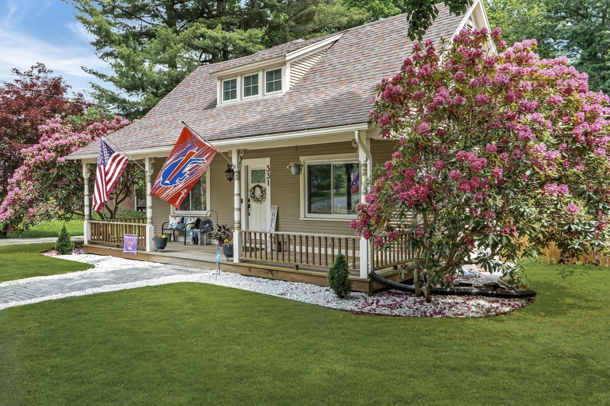 331 Elm St, East Longmeadow, MA 01028