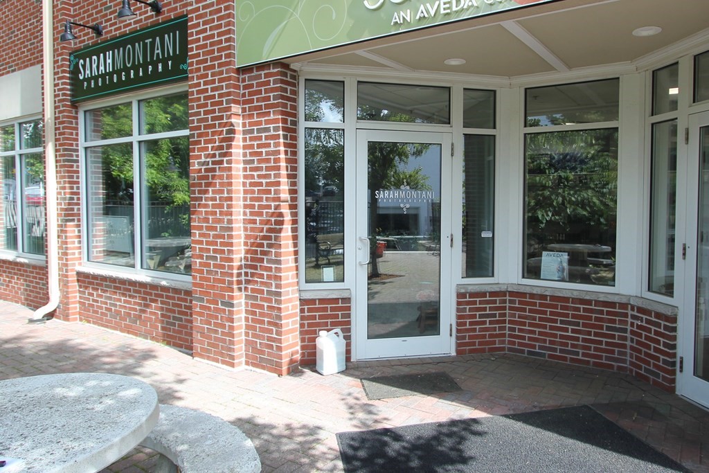 9 Summer St Unit 101A, Franklin, MA 02038