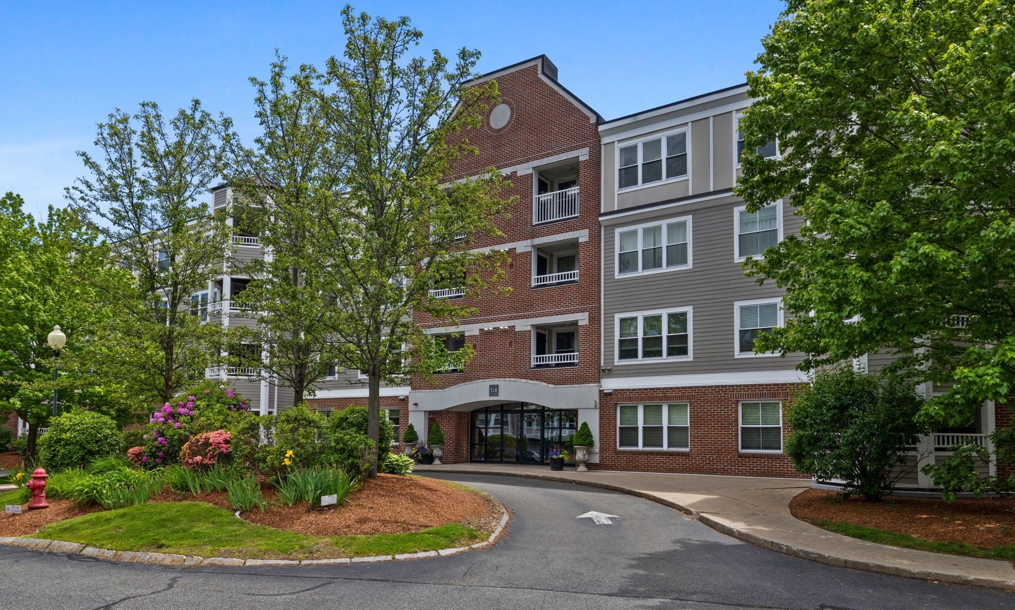 318 Rindge Avenue Unit 103, Cambridge, MA 02140