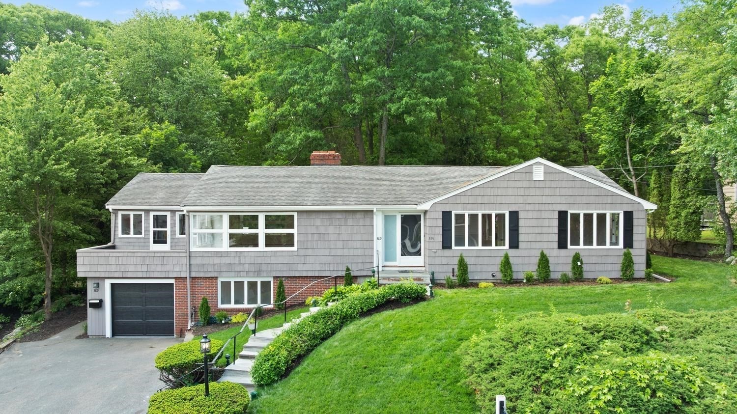 389 Porter St, Melrose, MA 02176