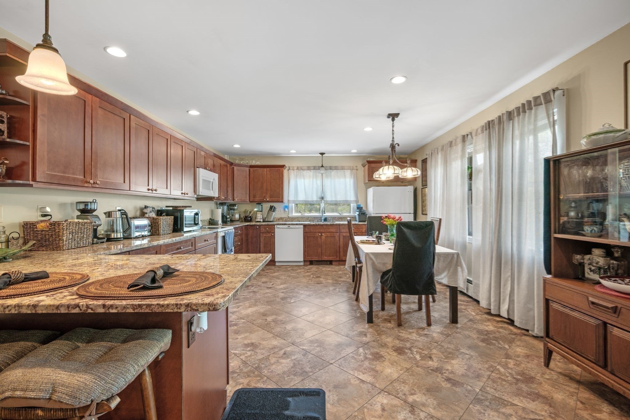 9 Oxford Rd, Gloucester, MA 01930 - Image 24