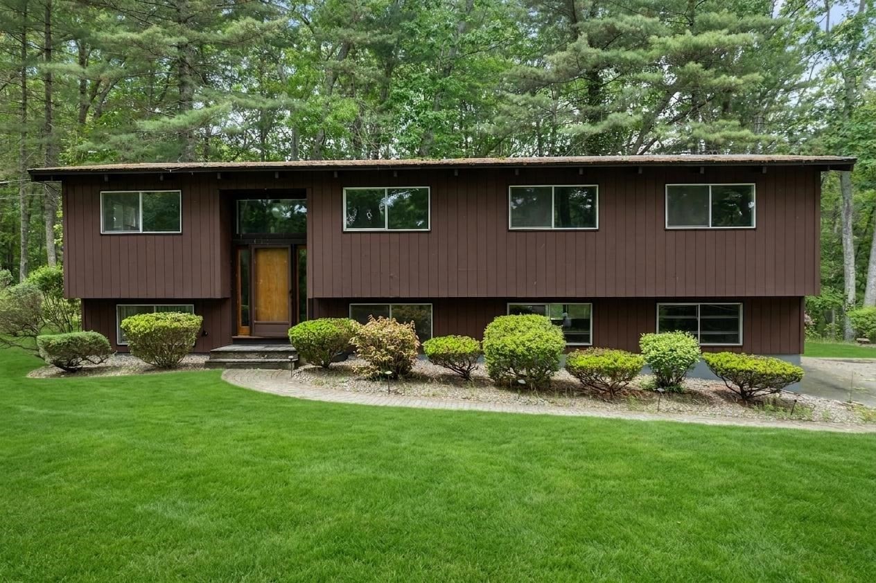 20 Hunt Road, Sudbury, MA 01776