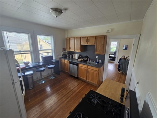 60 Dustin St, Apt 2