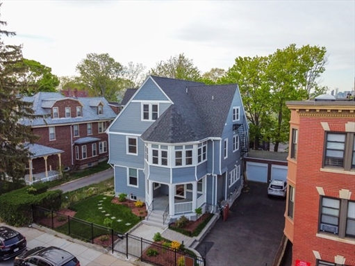 7 Waumbeck st, Apt 2