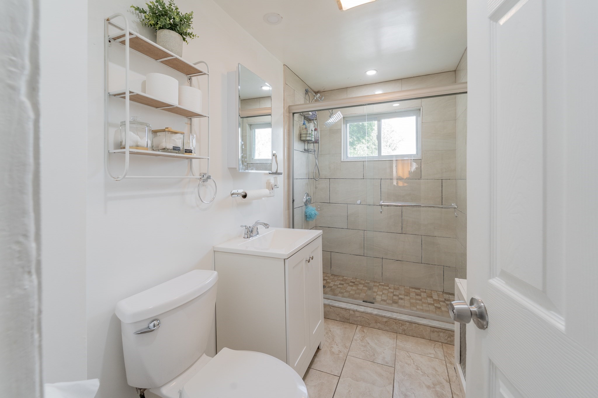 68 Cook Ave, Chelsea, MA 02150 - Image 8