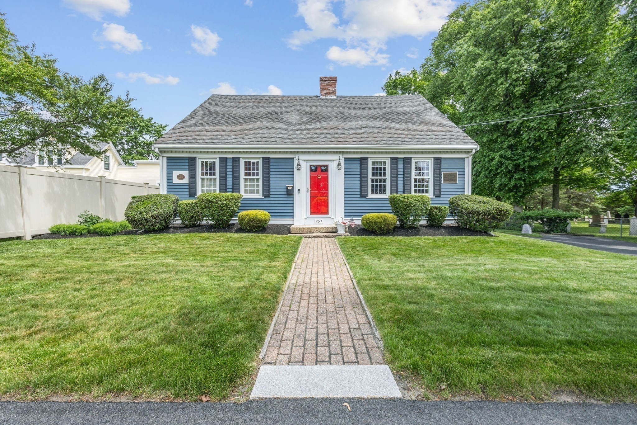 751 Washington St, Whitman, MA 02382