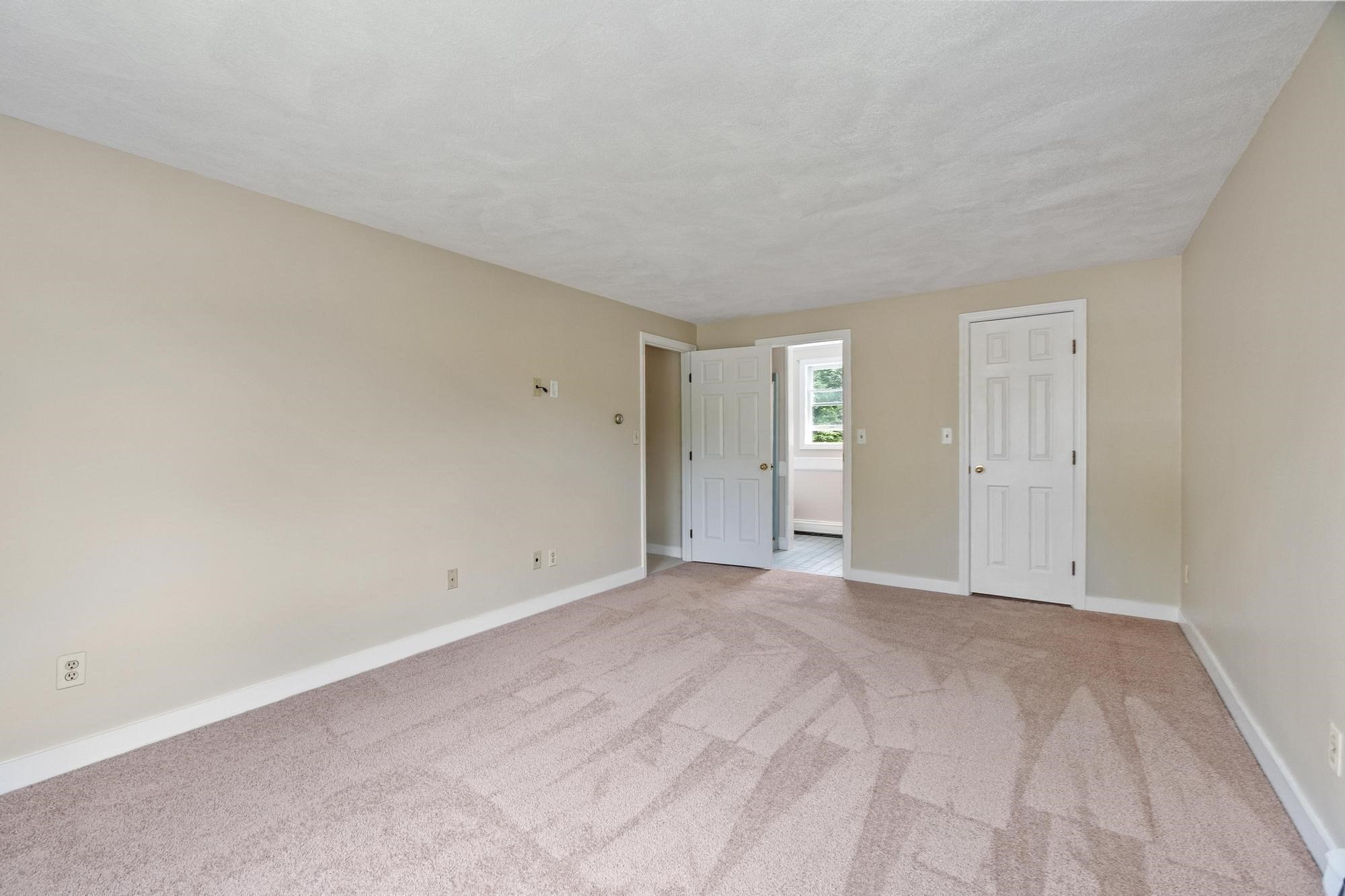 2 Rourke Lane, Lynnfield, MA 01940 - Image 25