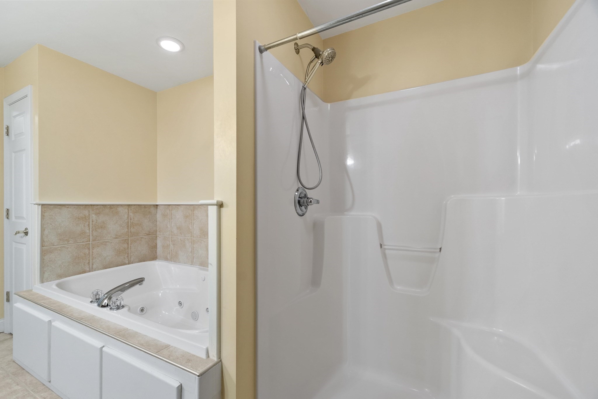 20 Victoria Dr Unit 20, Leicester, MA 01542 - Image 20