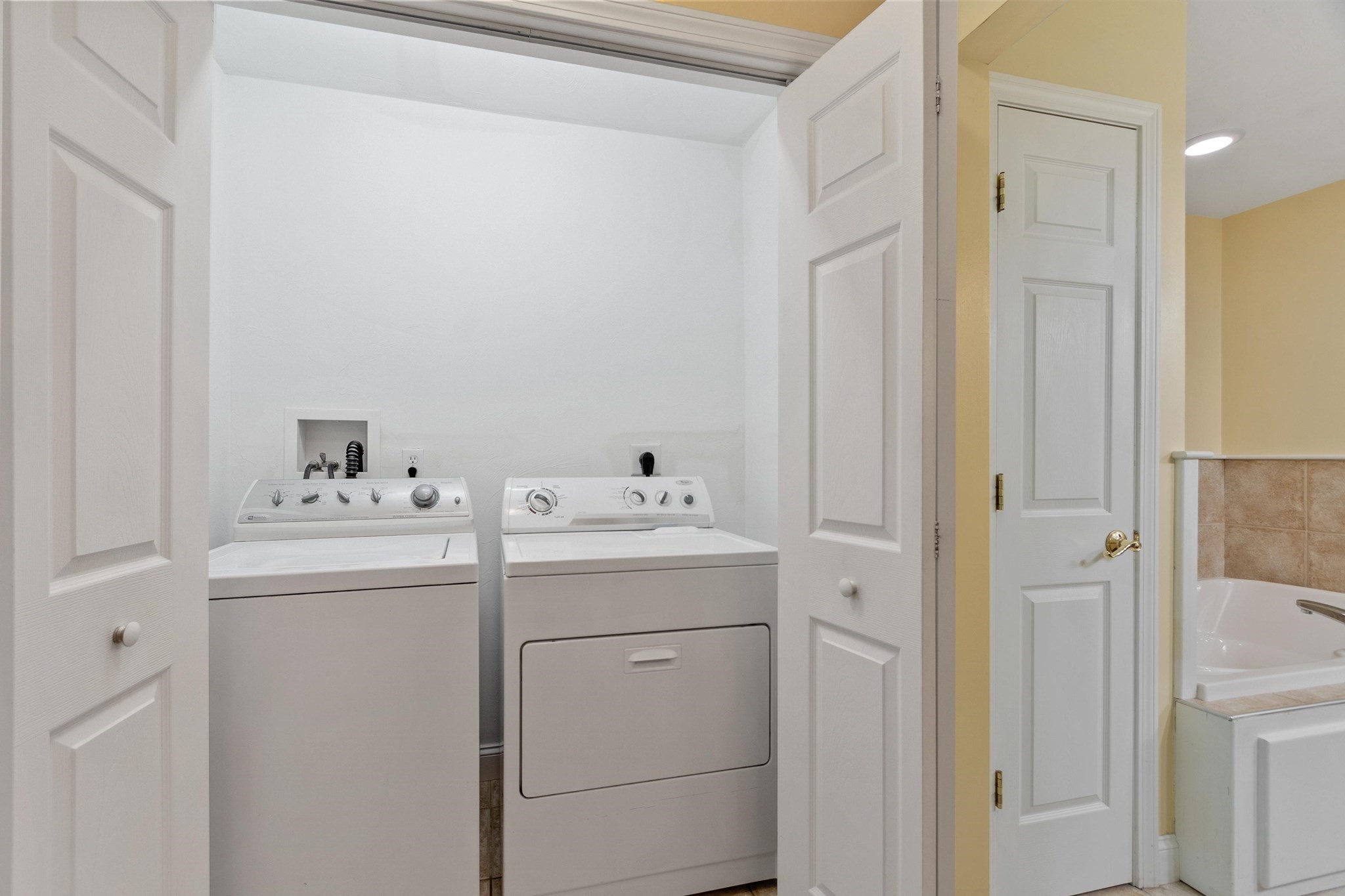 20 Victoria Dr Unit 20, Leicester, MA 01542 - Image 22