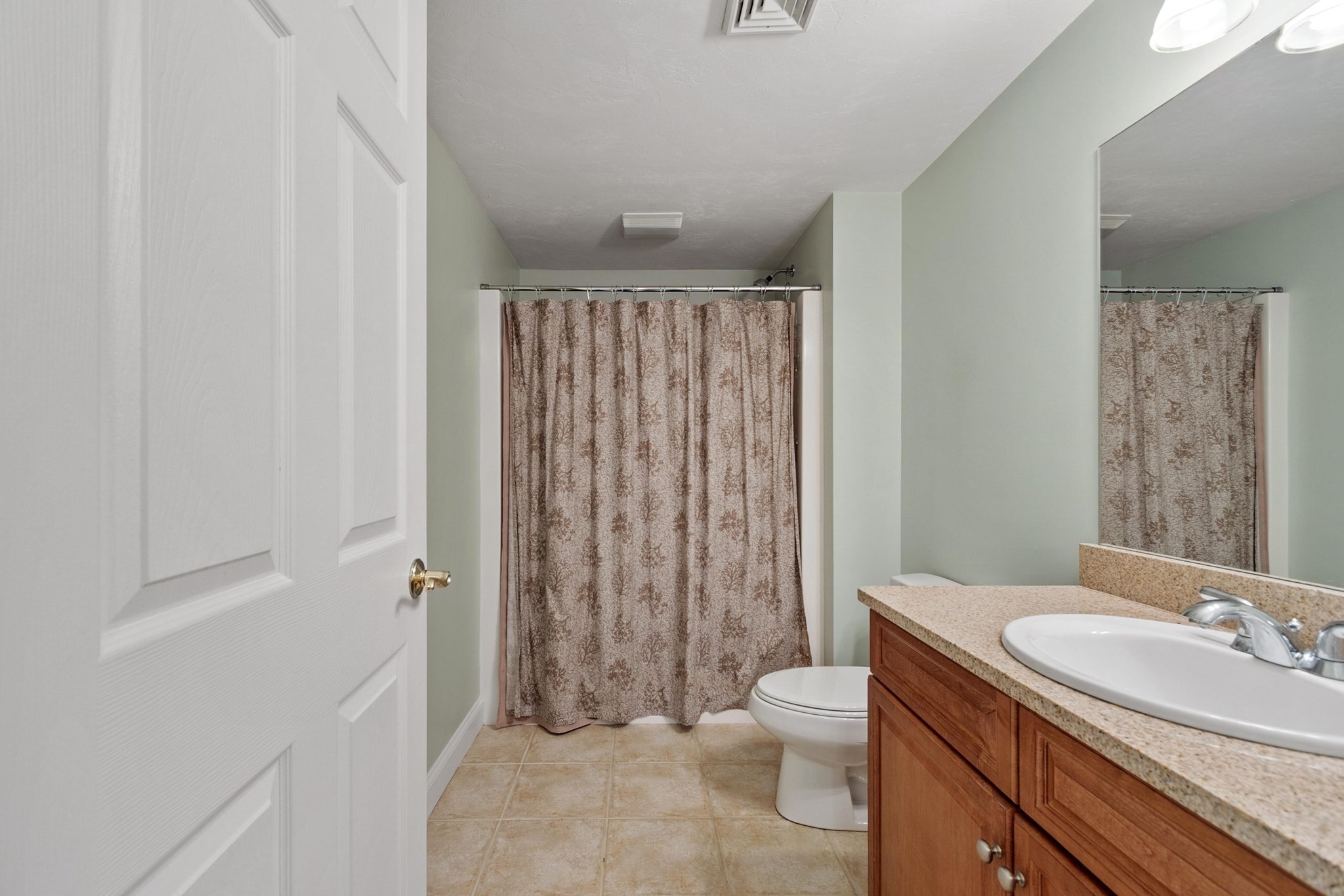 20 Victoria Dr Unit 20, Leicester, MA 01542 - Image 29