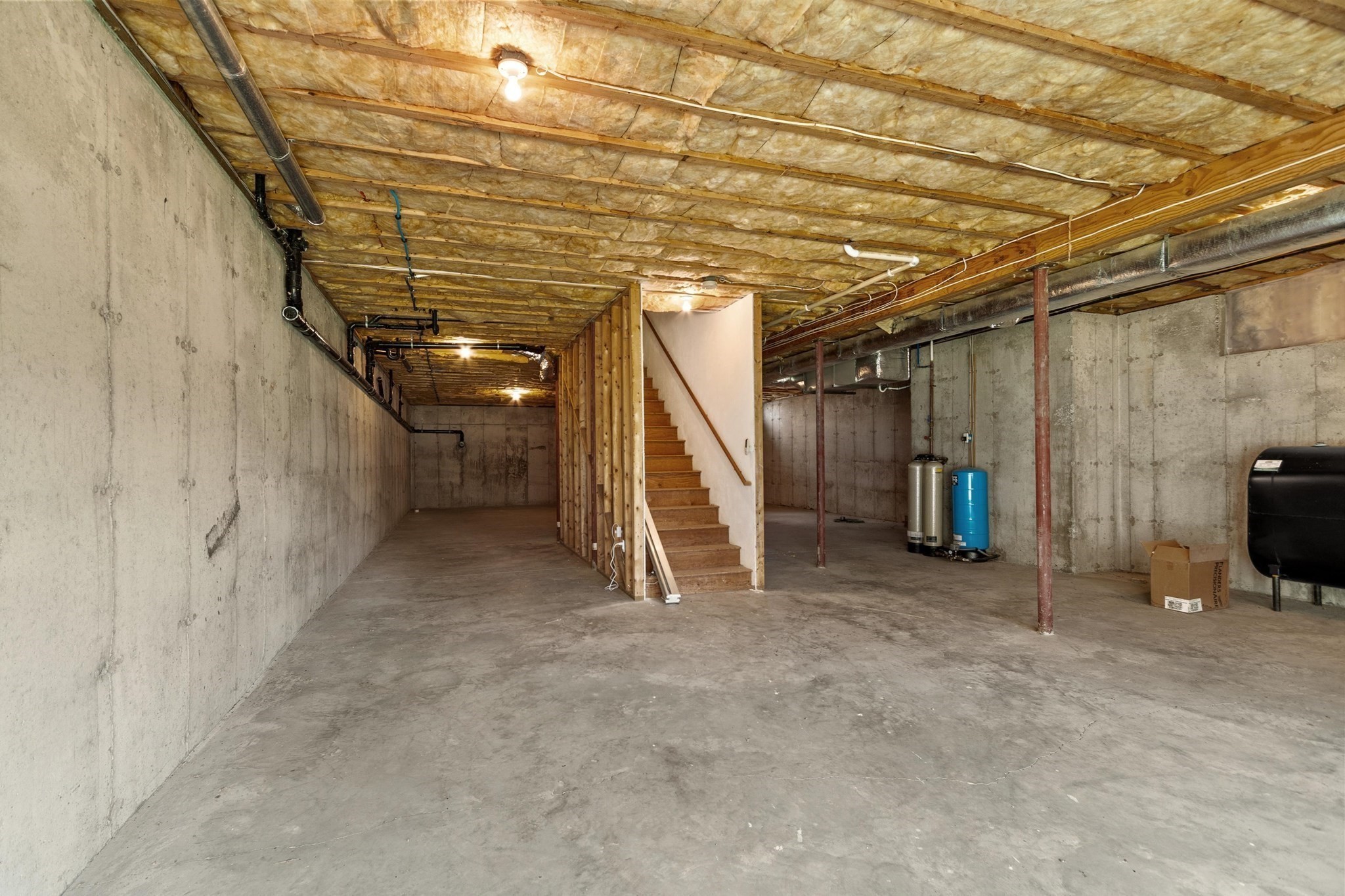 20 Victoria Dr Unit 20, Leicester, MA 01542 - Image 32
