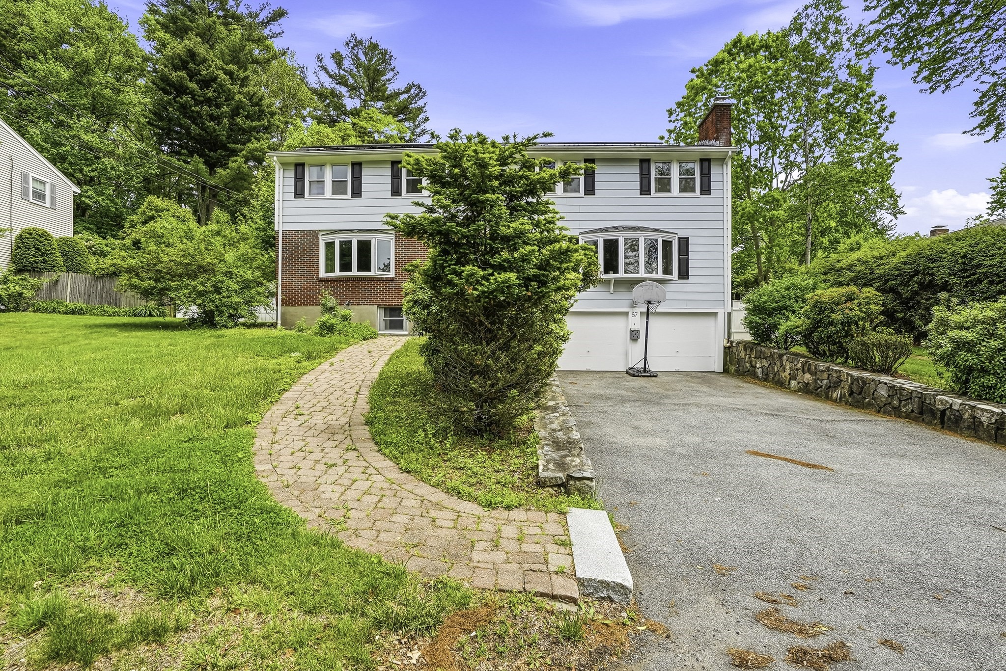 57 Lanewood Ave, Framingham, MA 01701