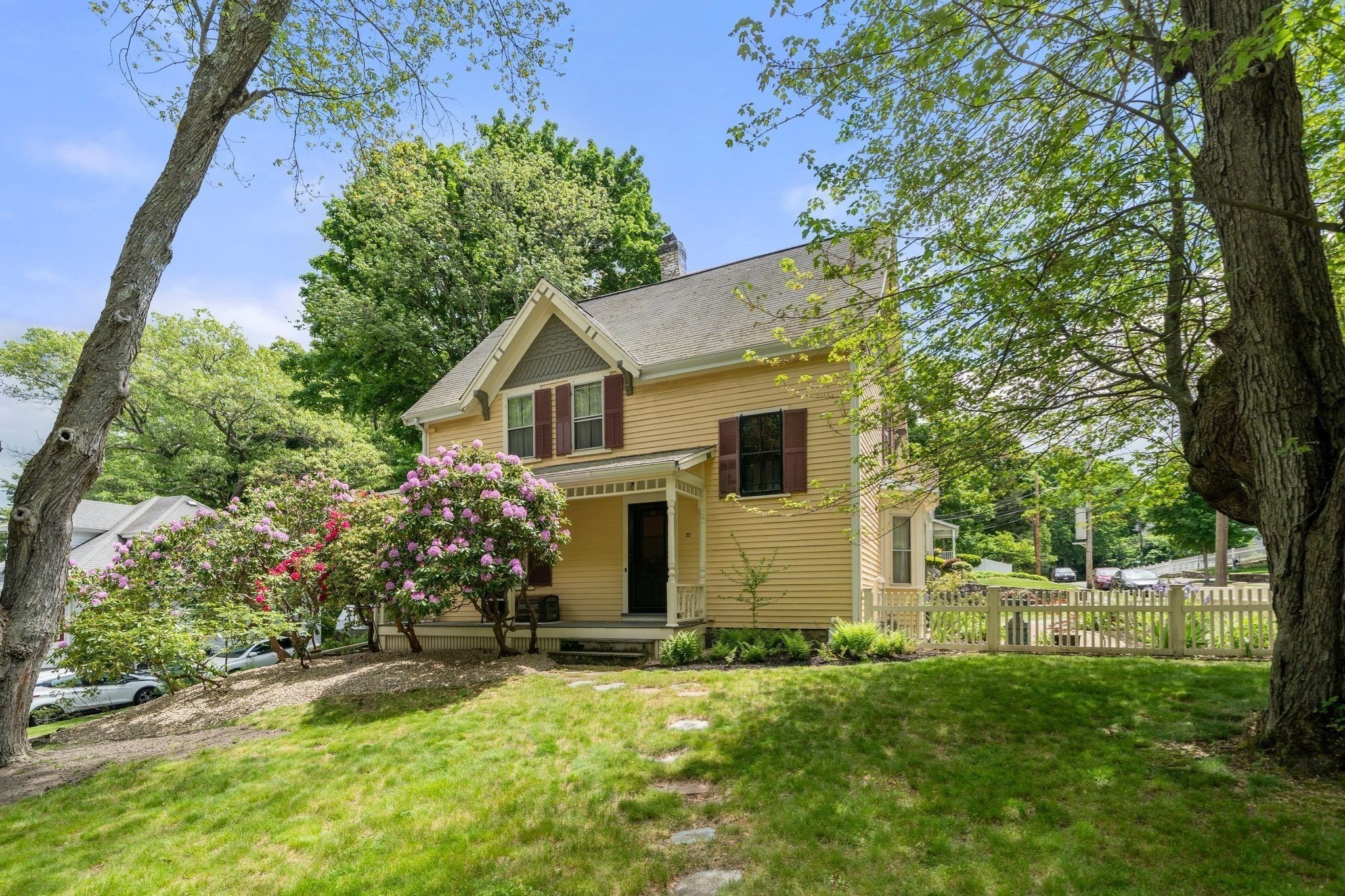 22 Eustis Ave, Wakefield, MA 01880