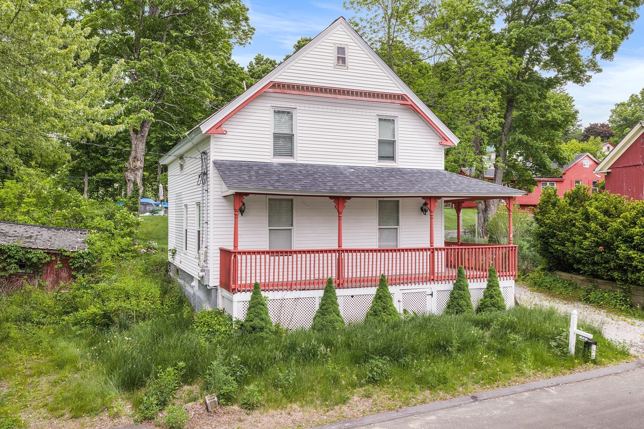 12 Green St, Brookfield, MA 01506
