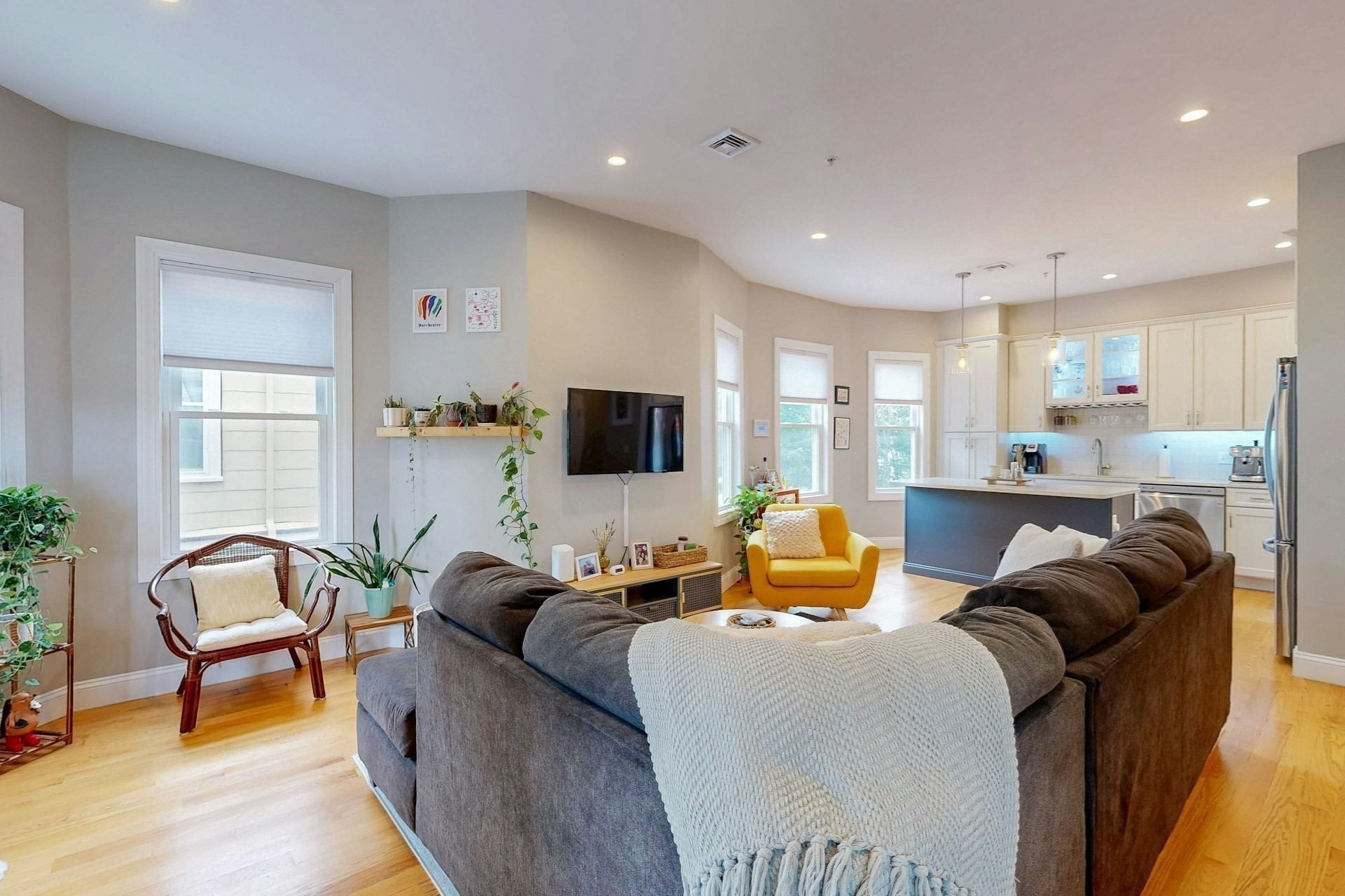 27 Thornley St Unit 2, Dorchester, Boston, MA 02125