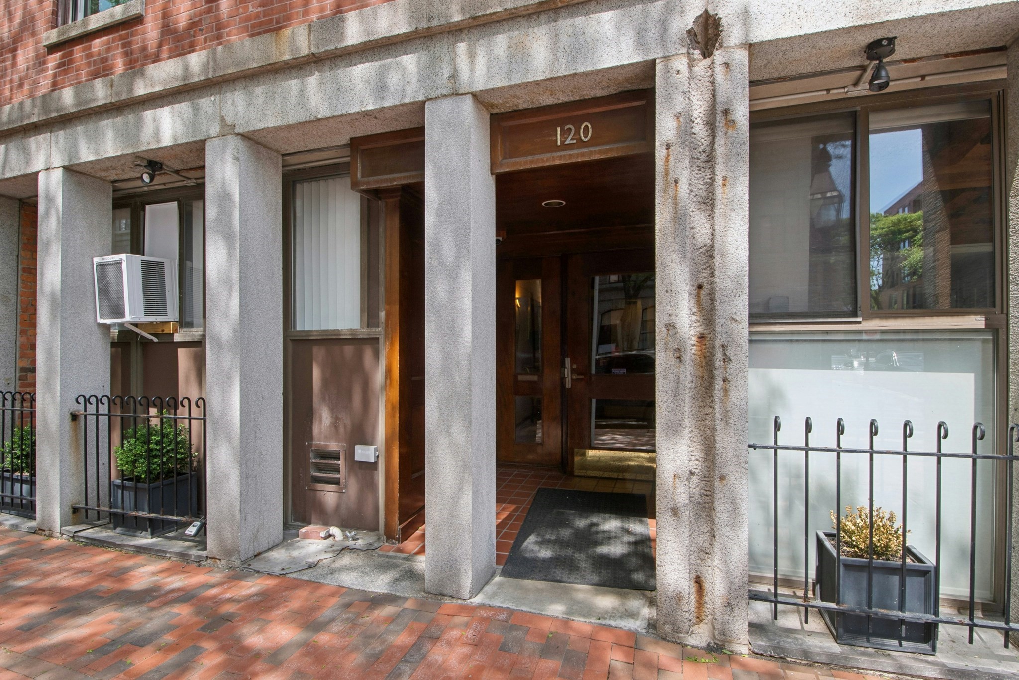 120 Commercial St Unit 4-4, North End, Boston, MA 02109 - Image 2