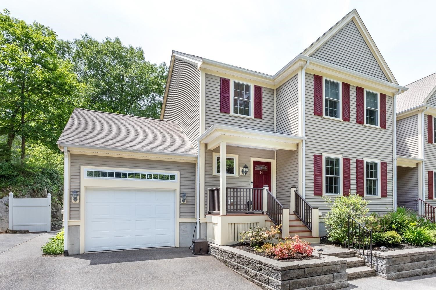 14 Endicott Place Unit 14, Canton, MA 02021