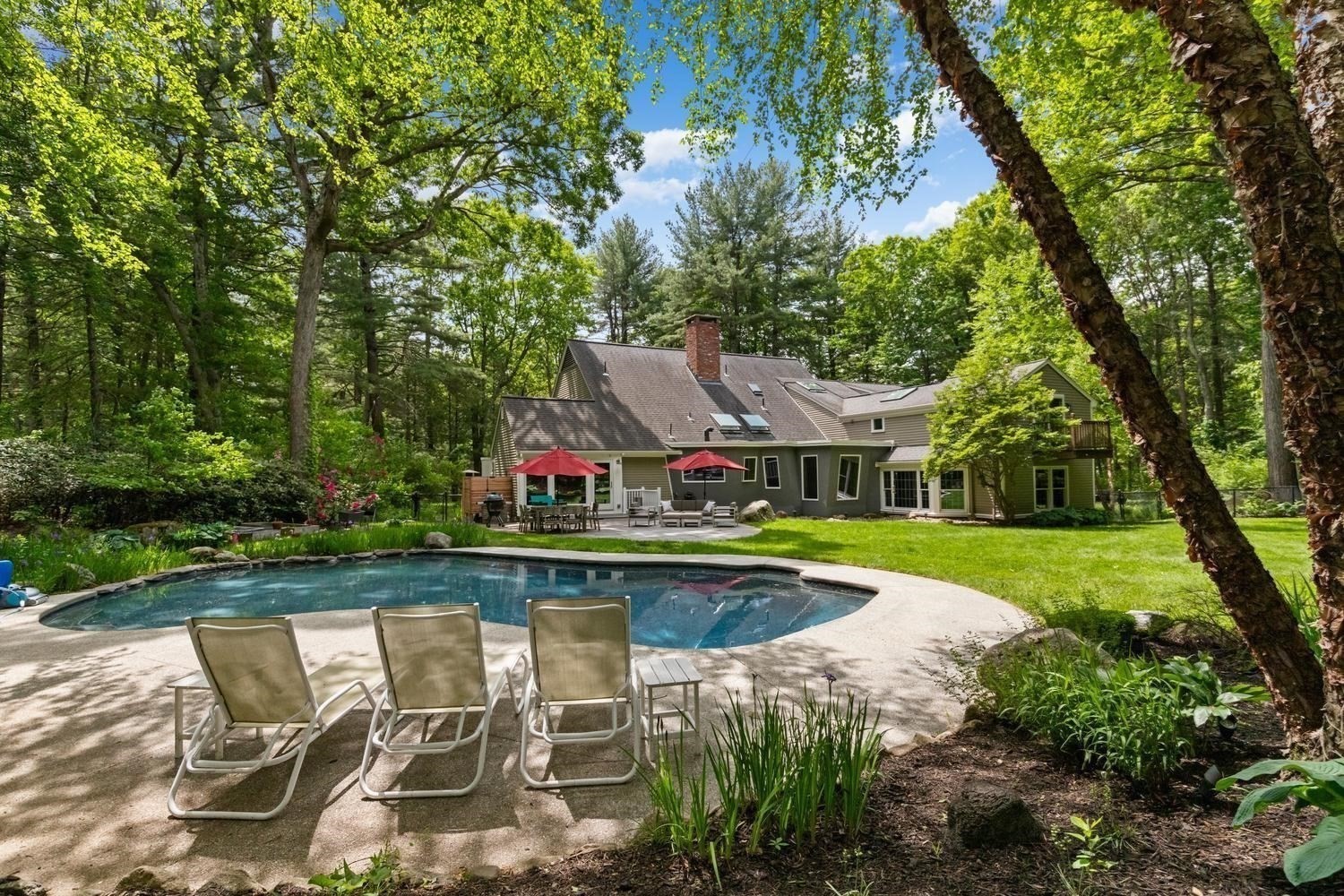 27 Wood Ridge Road, Weston, MA 02493