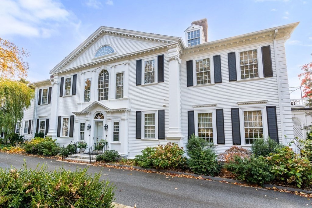 15 Catlin Road, Brookline, MA 02445