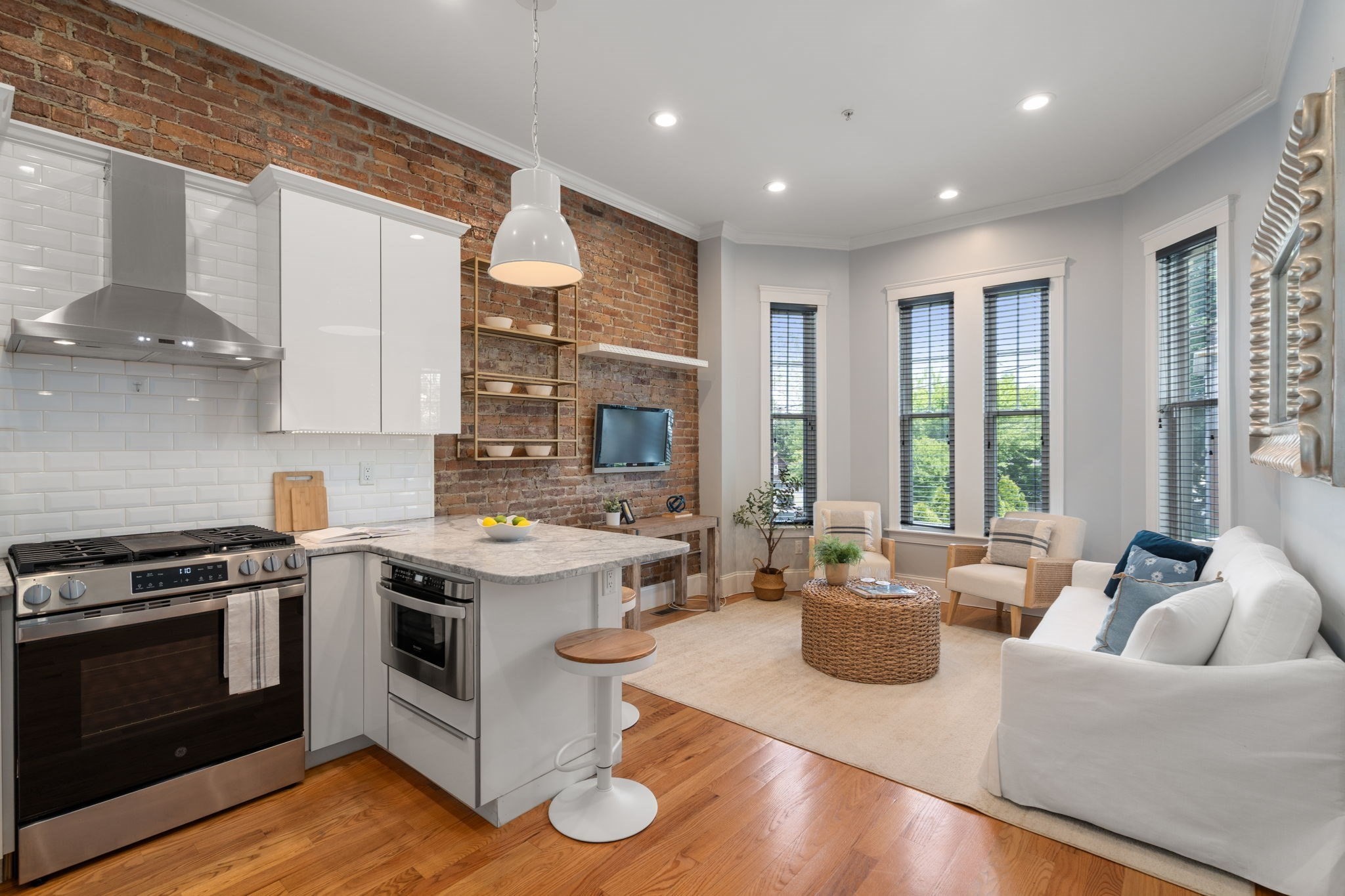 9 Everett Ave Unit 1, Dorchester, Boston, MA 02125