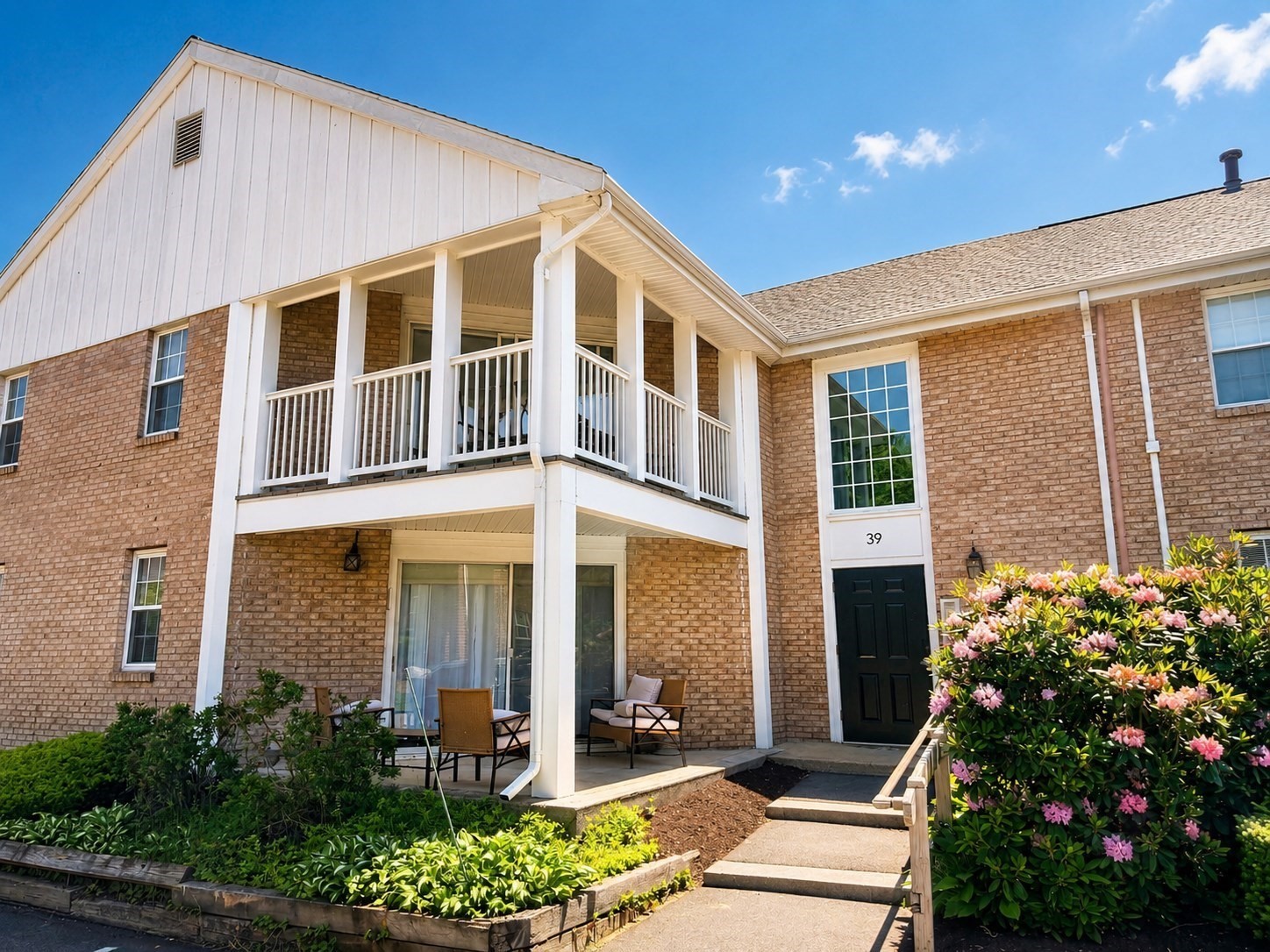 39 Christopher Dr Unit G, Stoughton, MA 02072
