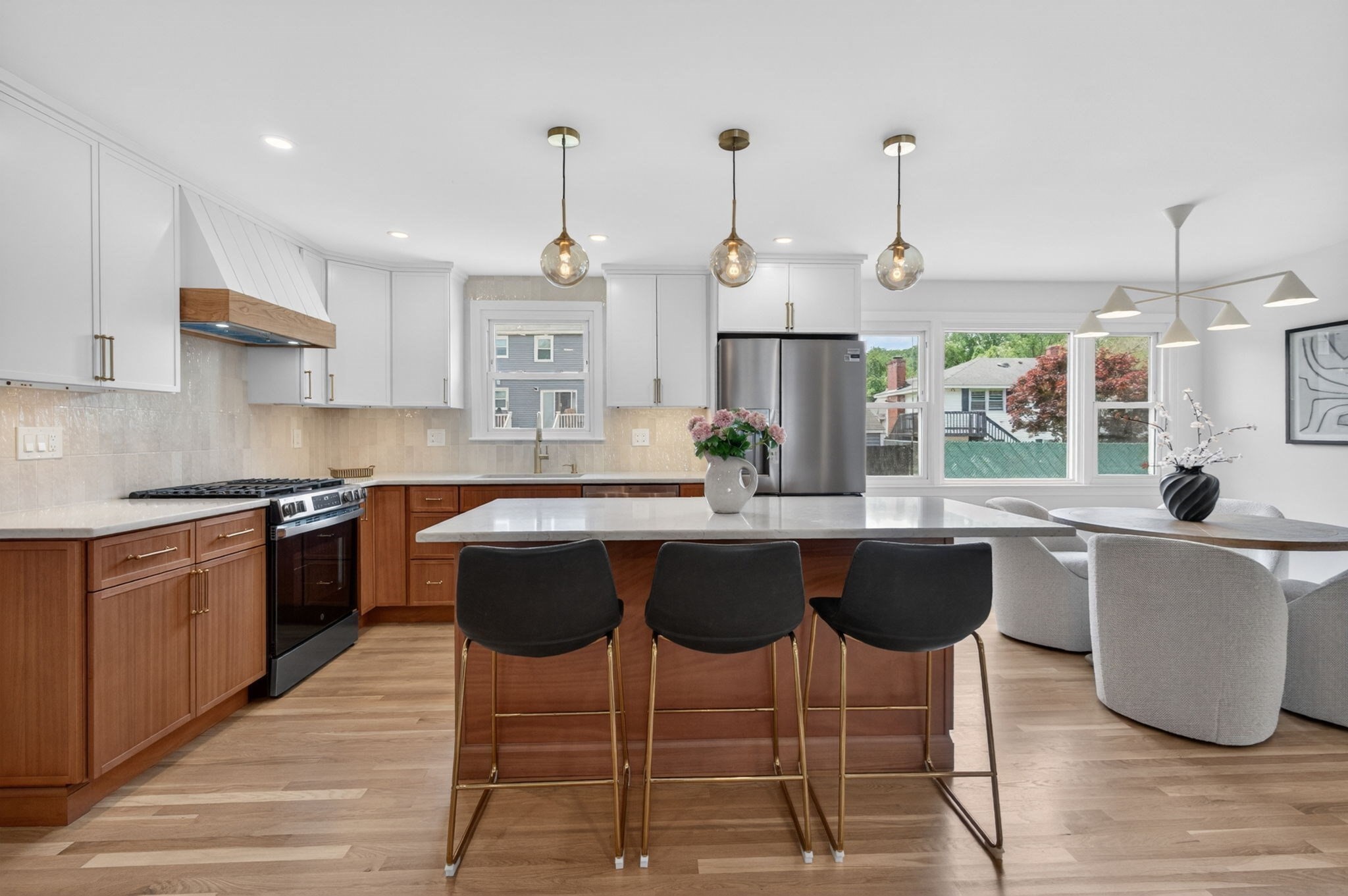 49 Golf Ave, Methuen, MA 01844