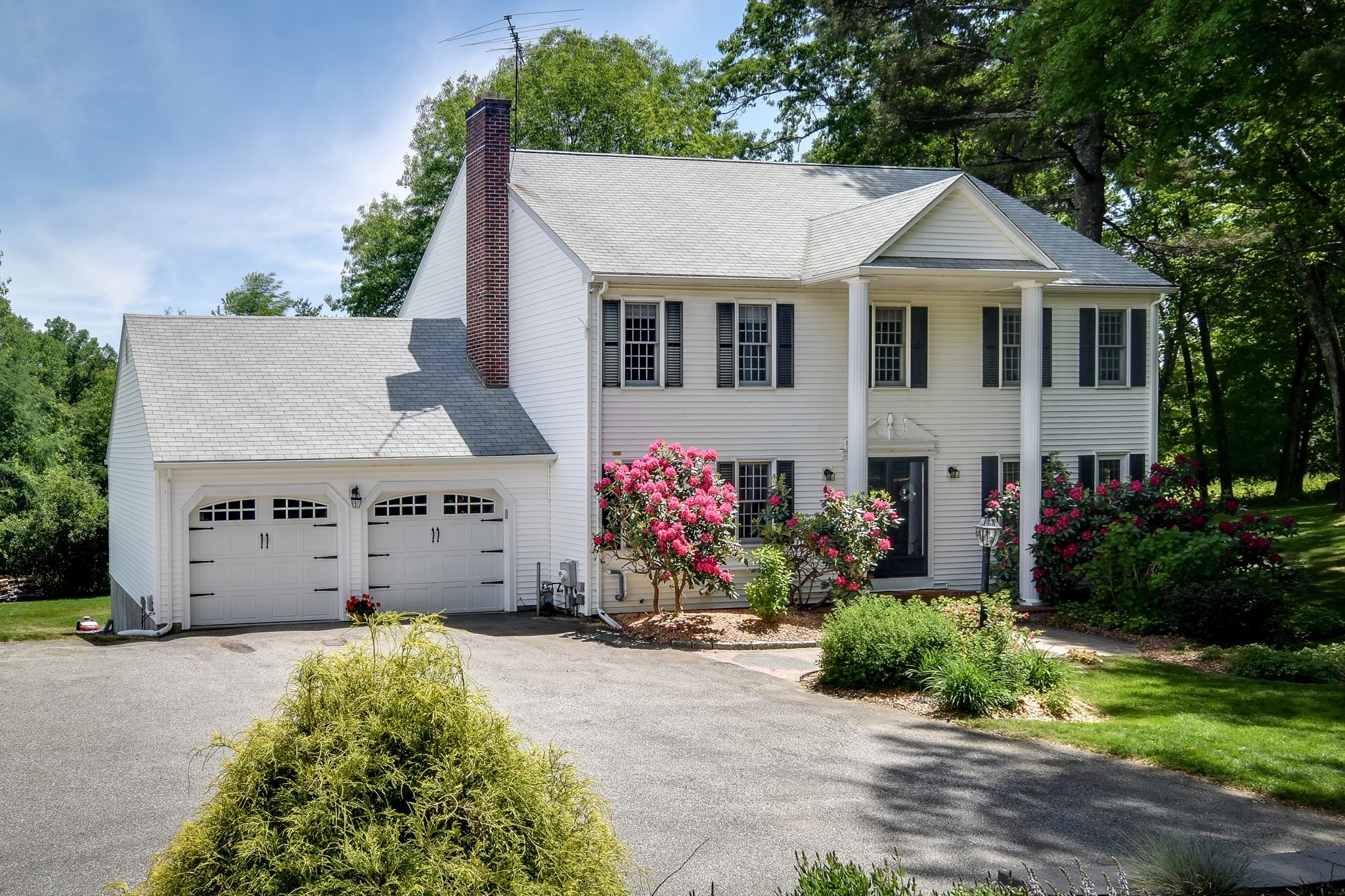 92 Flanagan Drive, Framingham, MA 01701
