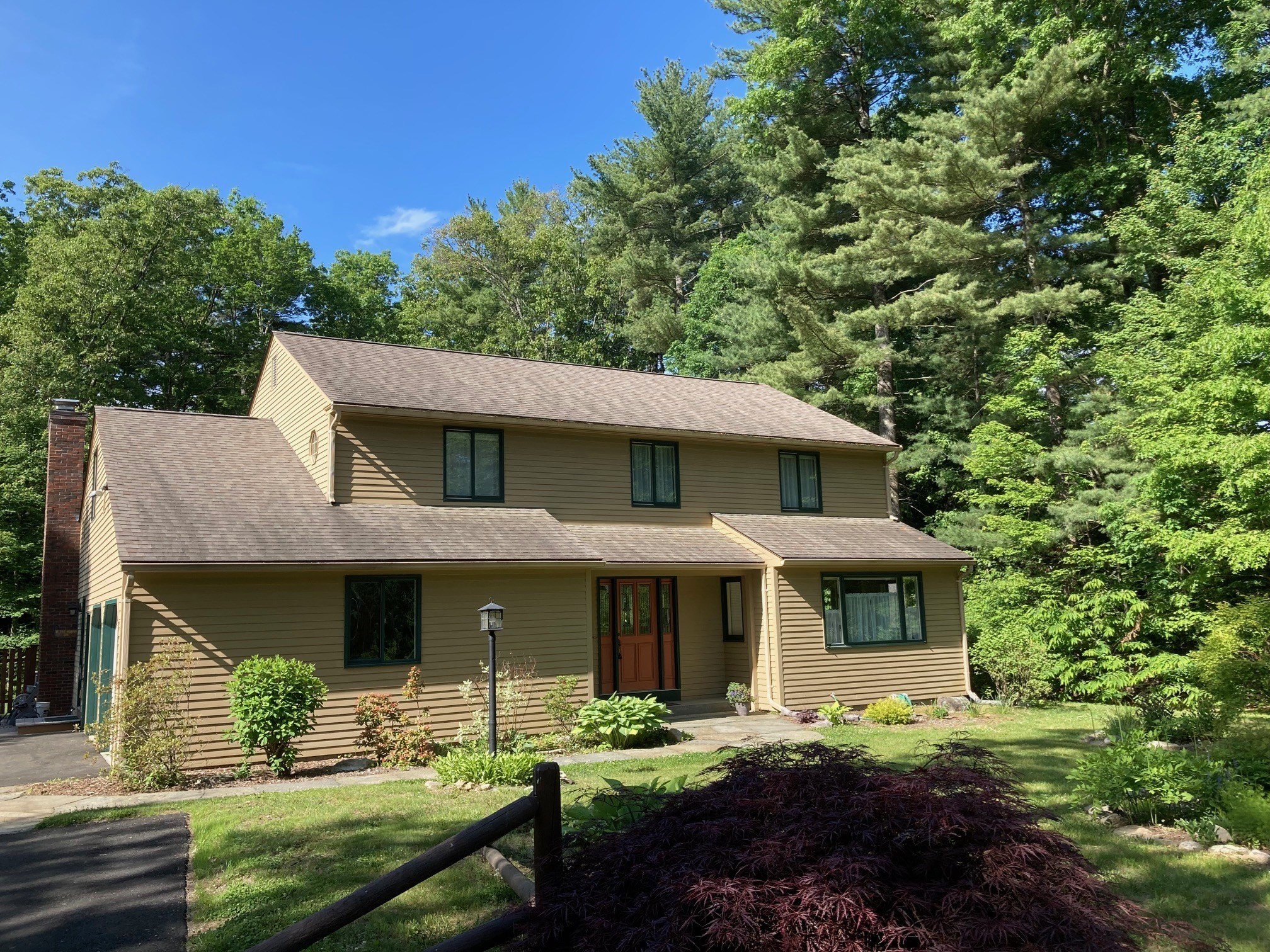 43 Aubinwood Rd, Amherst, MA 01002