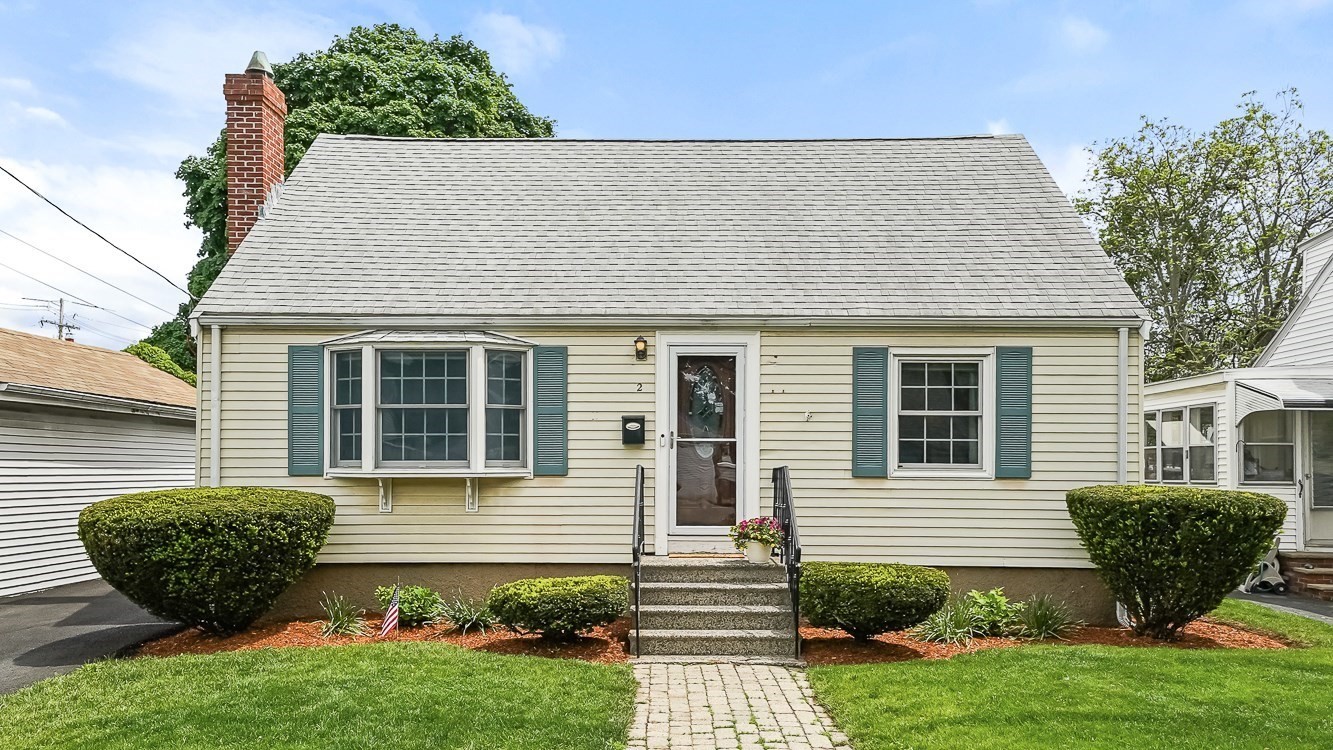 2 Johnson Ave, Peabody, MA 01960