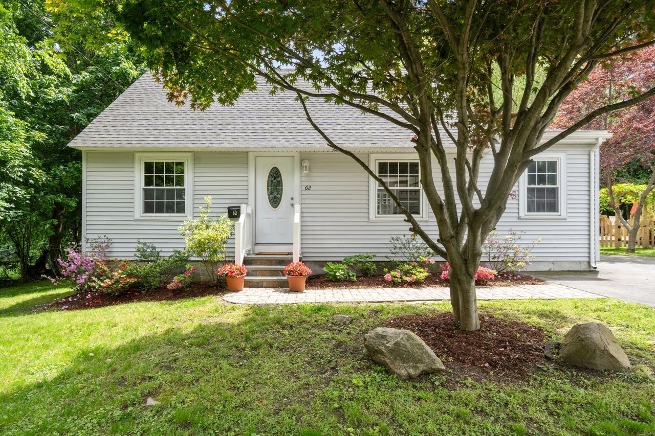 62 Bacon Street, Natick, MA 01760