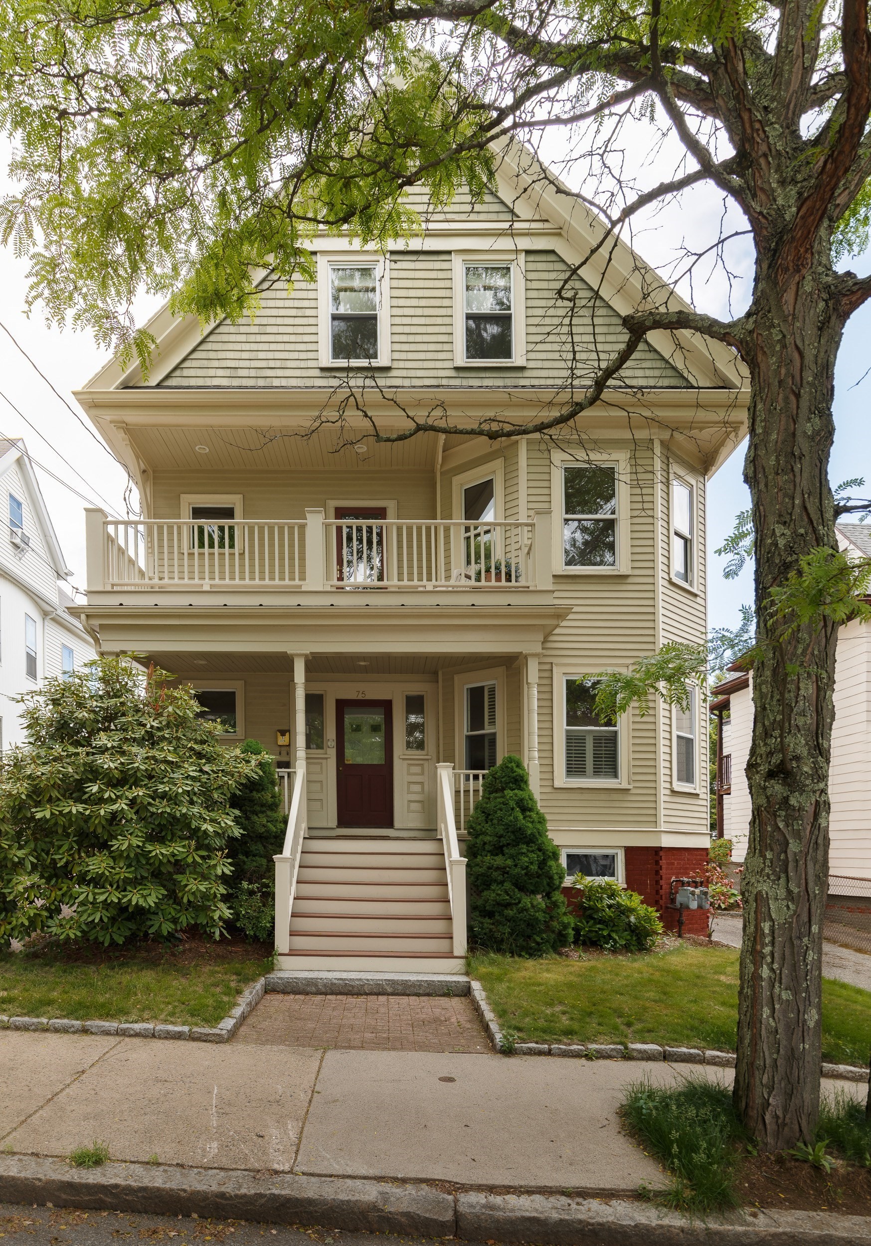 75 Electric Avenue Unit 2, Somerville, MA 02144