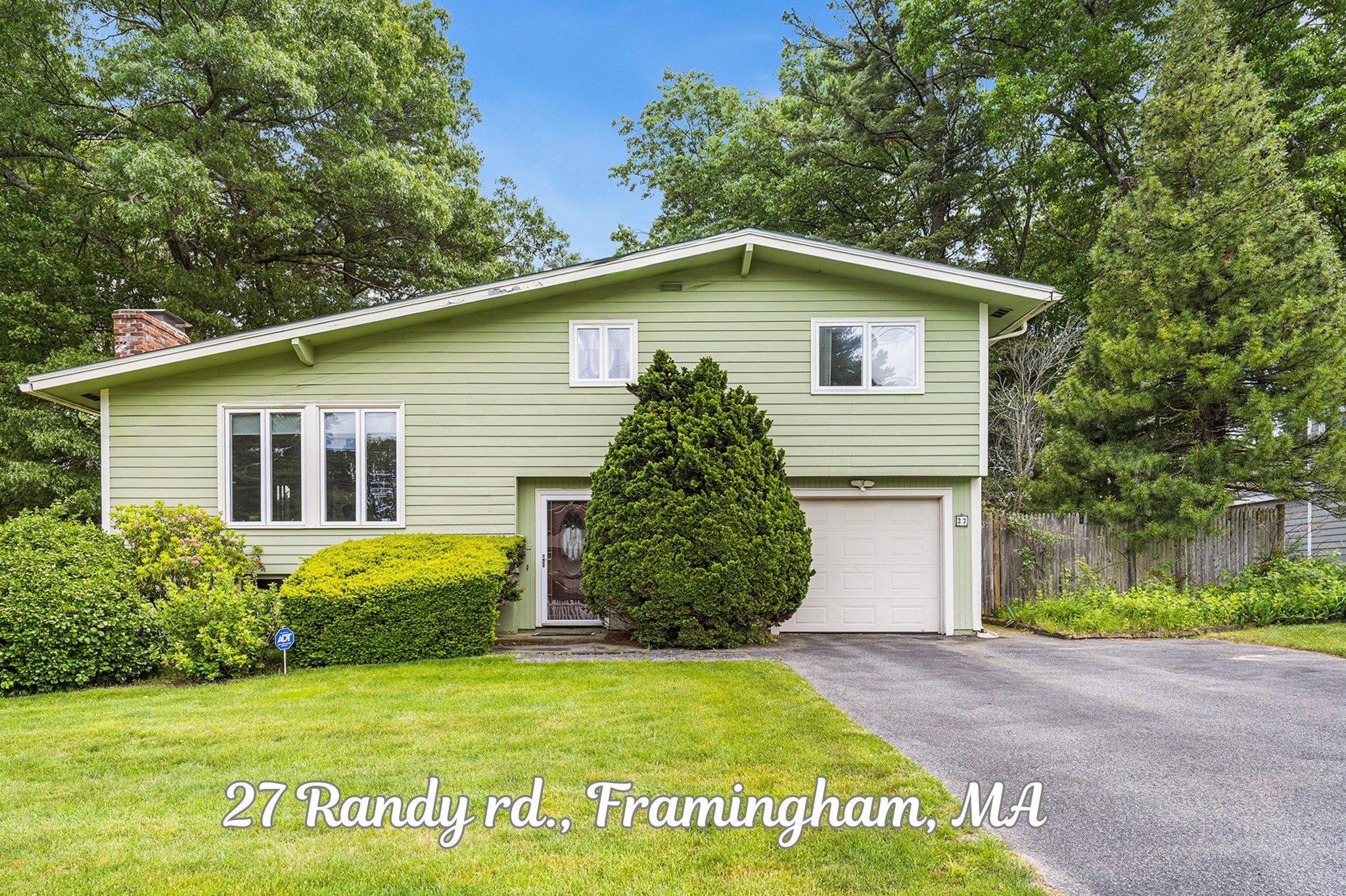27 Randy Rd, Framingham, MA 01701