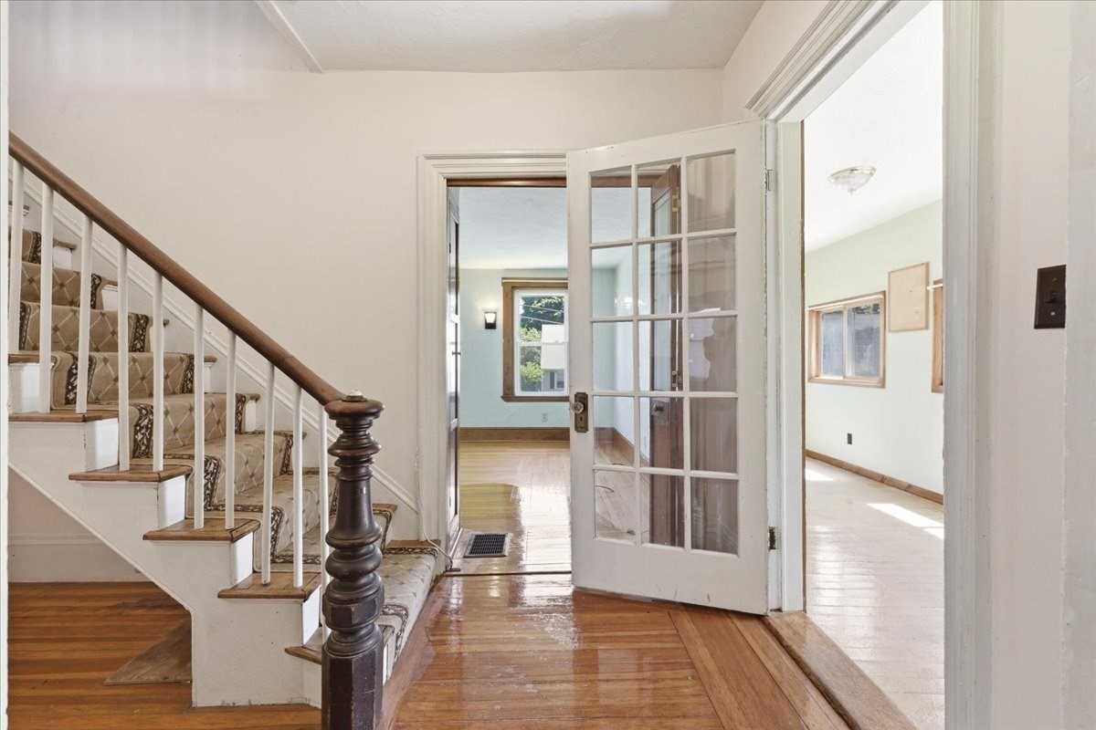 121 Oakdale Ave, Dedham, MA 02026 - Image 2