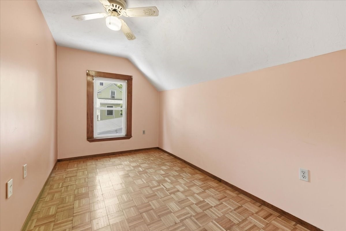 121 Oakdale Ave, Dedham, MA 02026 - Image 25