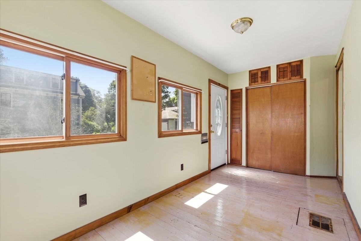 121 Oakdale Ave, Dedham, MA 02026 - Image 7