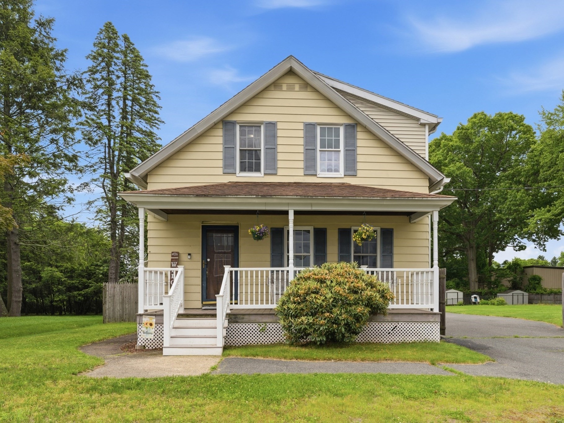 41 Verge Street, Springfield, MA 01129