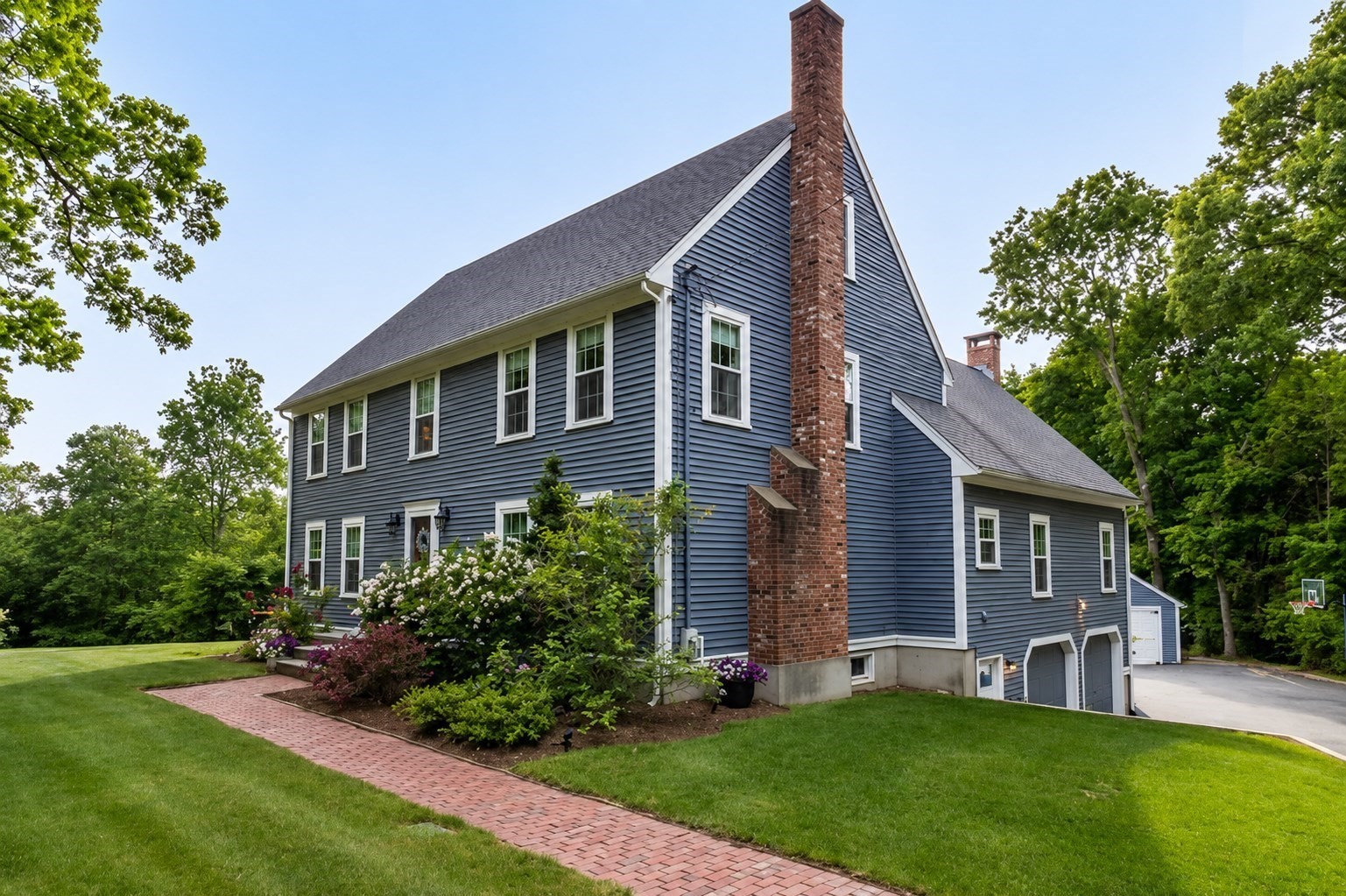 745 Washington St, Walpole, MA 02081