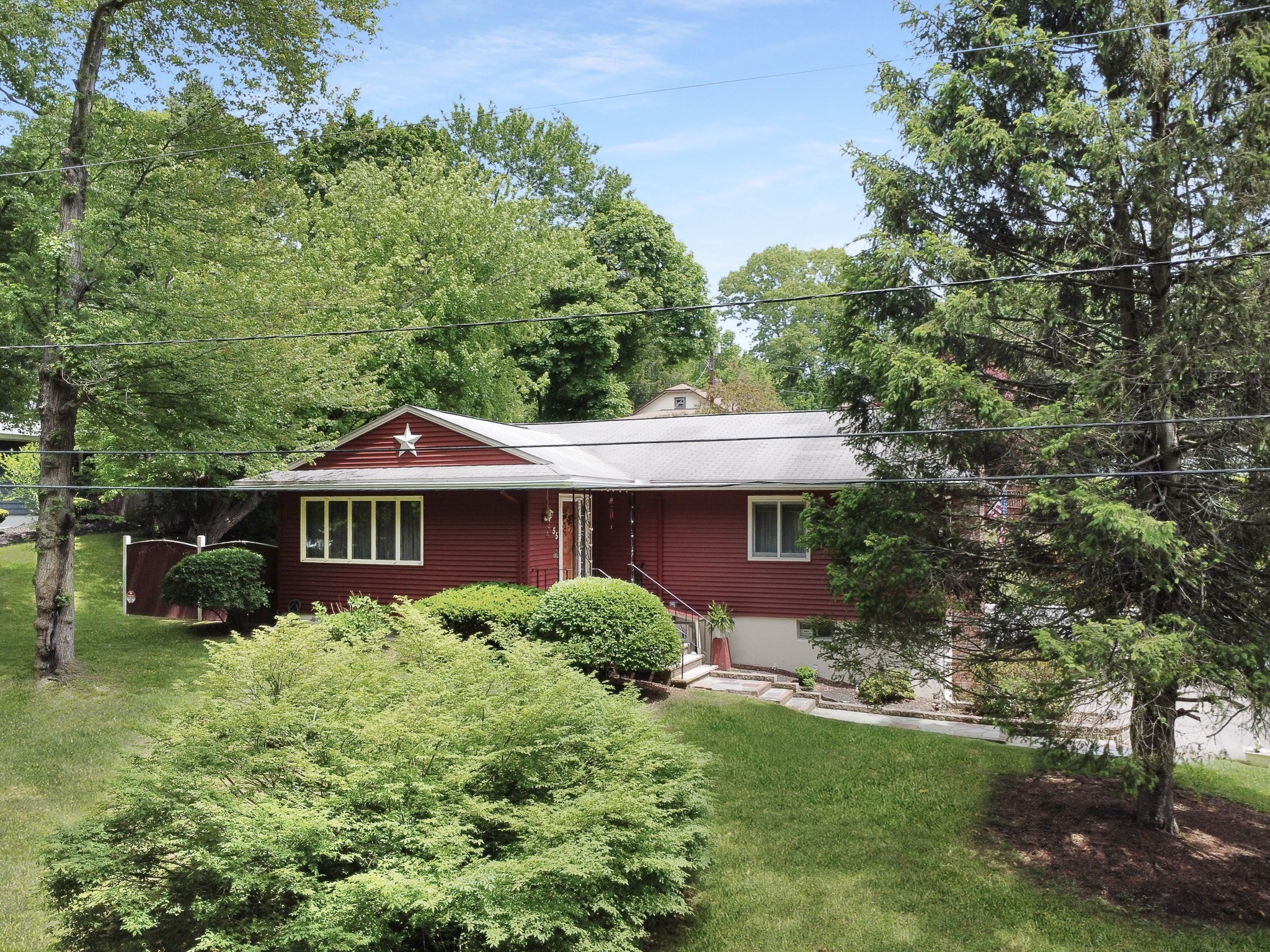 55 Victory Ave, Haverhill, MA 01830