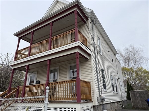 12 Wentworth St, Apt 1