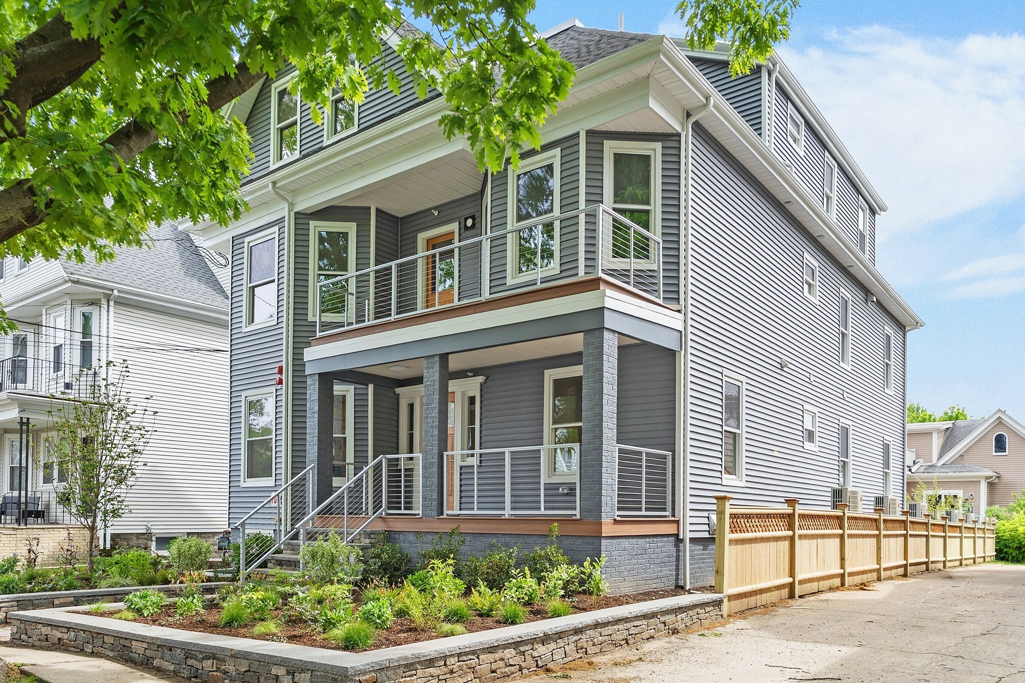 12 Foskett St Unit 2, Somerville, MA 02144