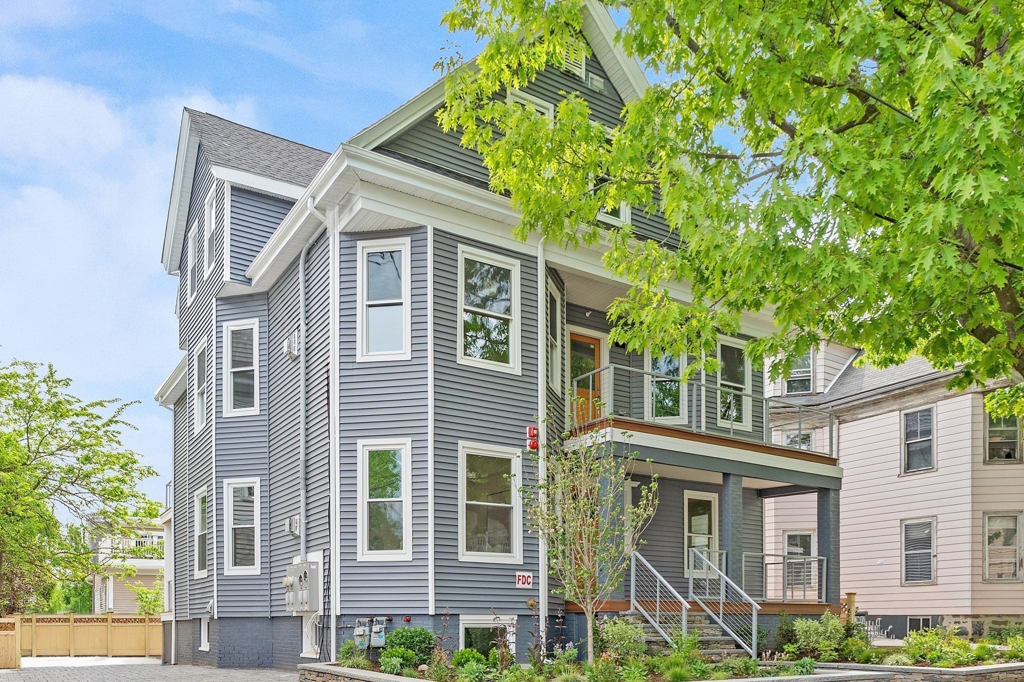 12 Foskett St Unit 3, Somerville, MA 02144