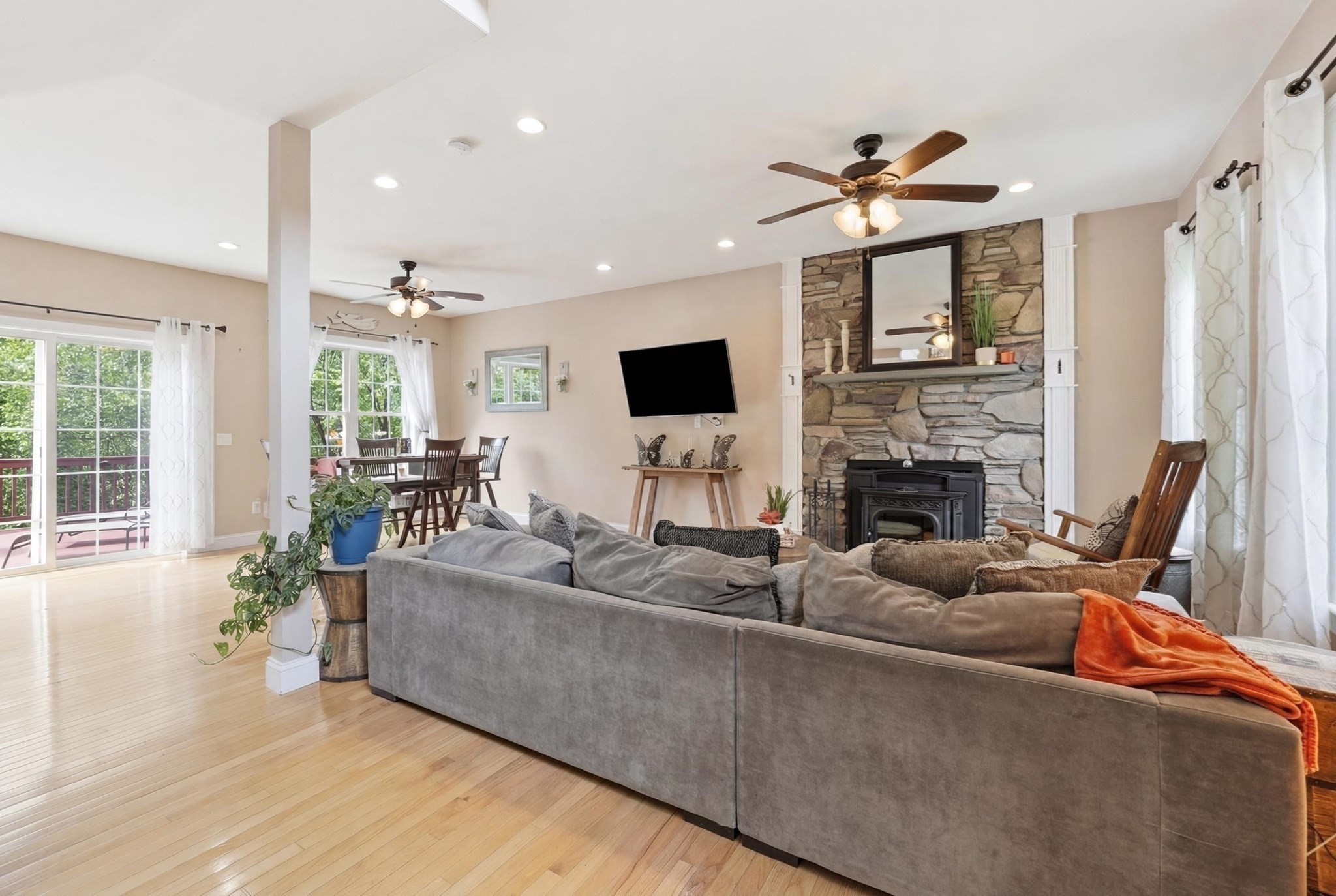 6 Pond Court, Leicester, MA 01611 - Image 5