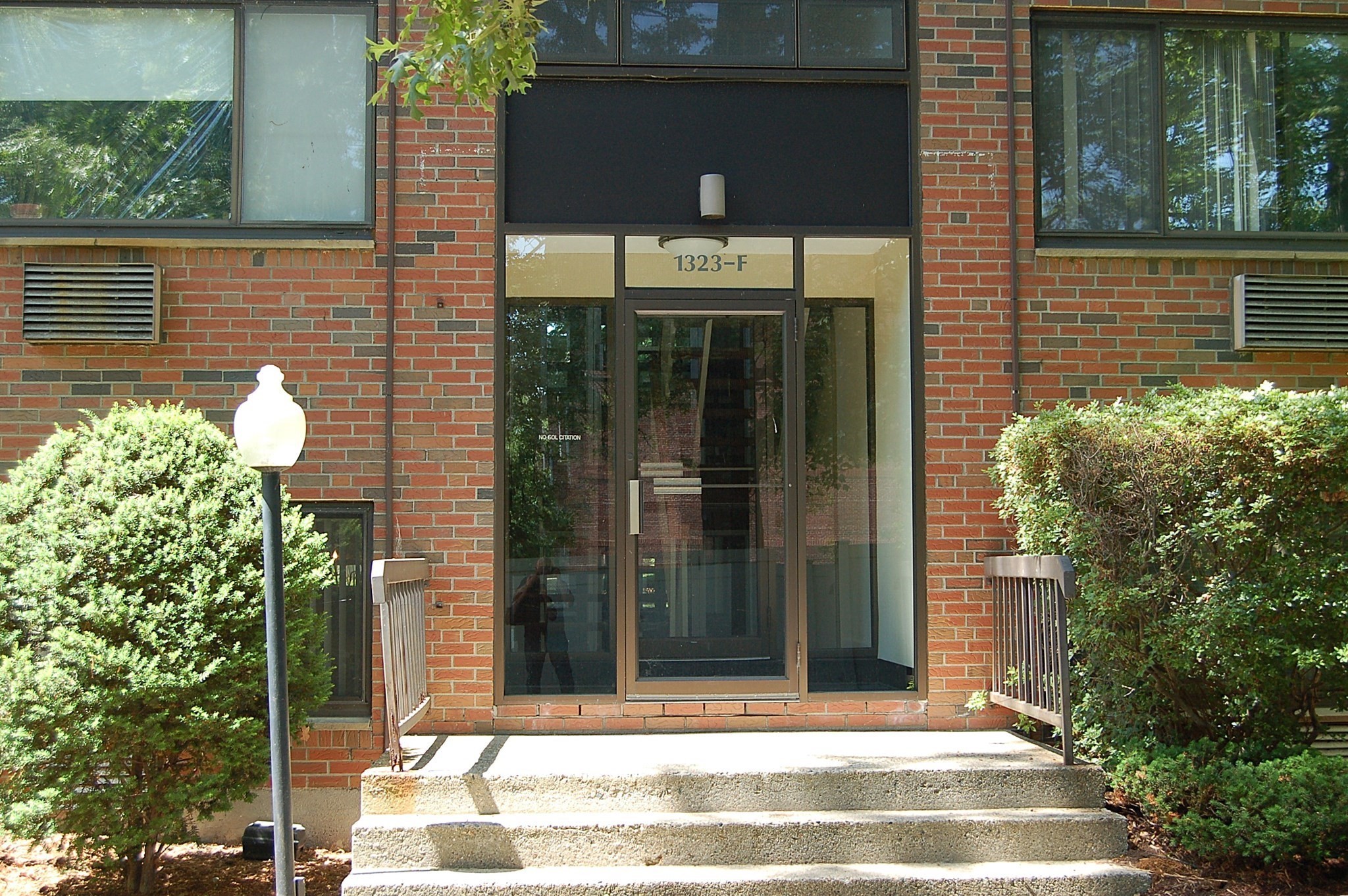 1323 Worcester Rd Unit F2, Framingham, MA 01701